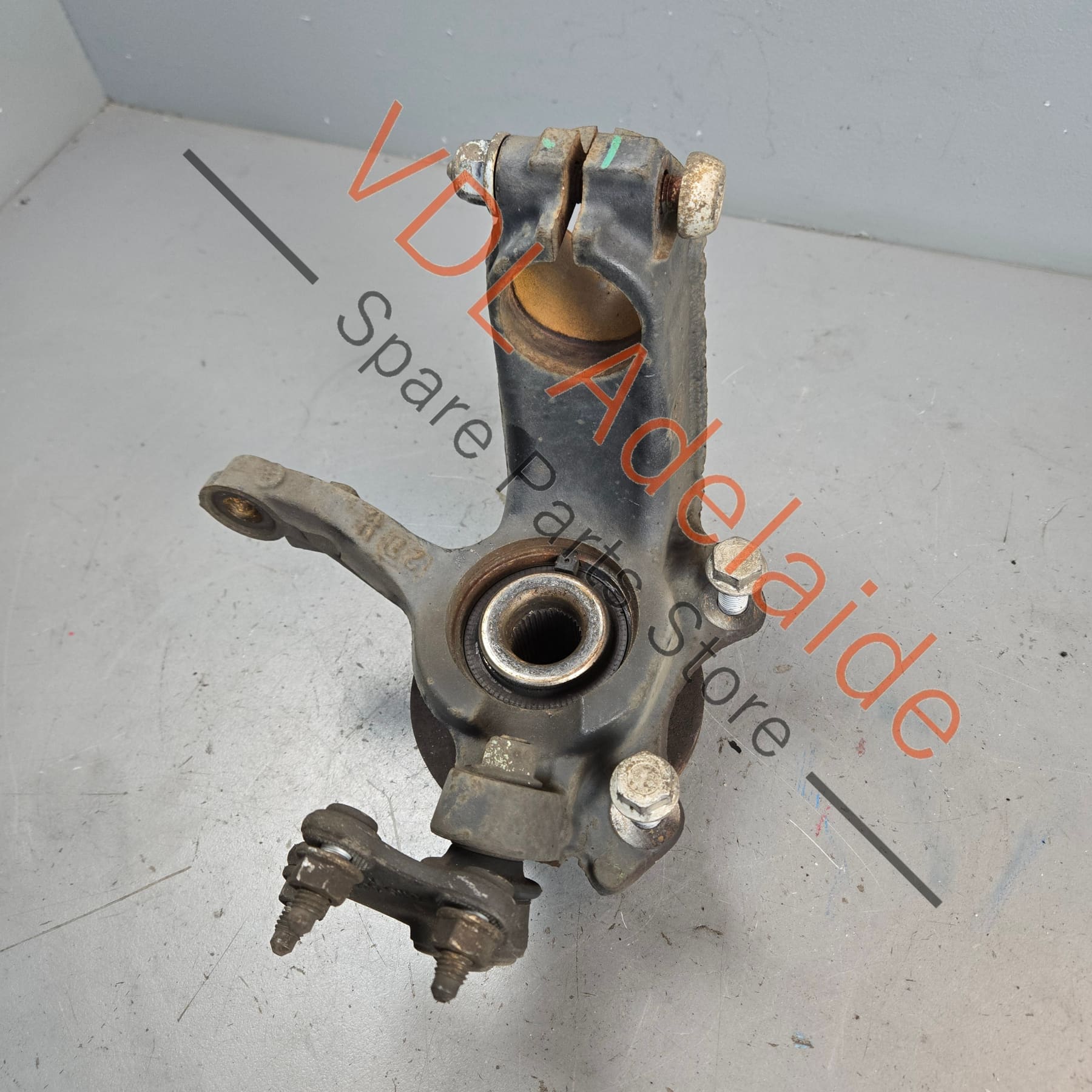 6C0407621 6C0407255A 6RD407621A  VW Polo Front Left Wheel Bearing & Housing Knuckle 6C0407255A 6C0407621 6RD407621A