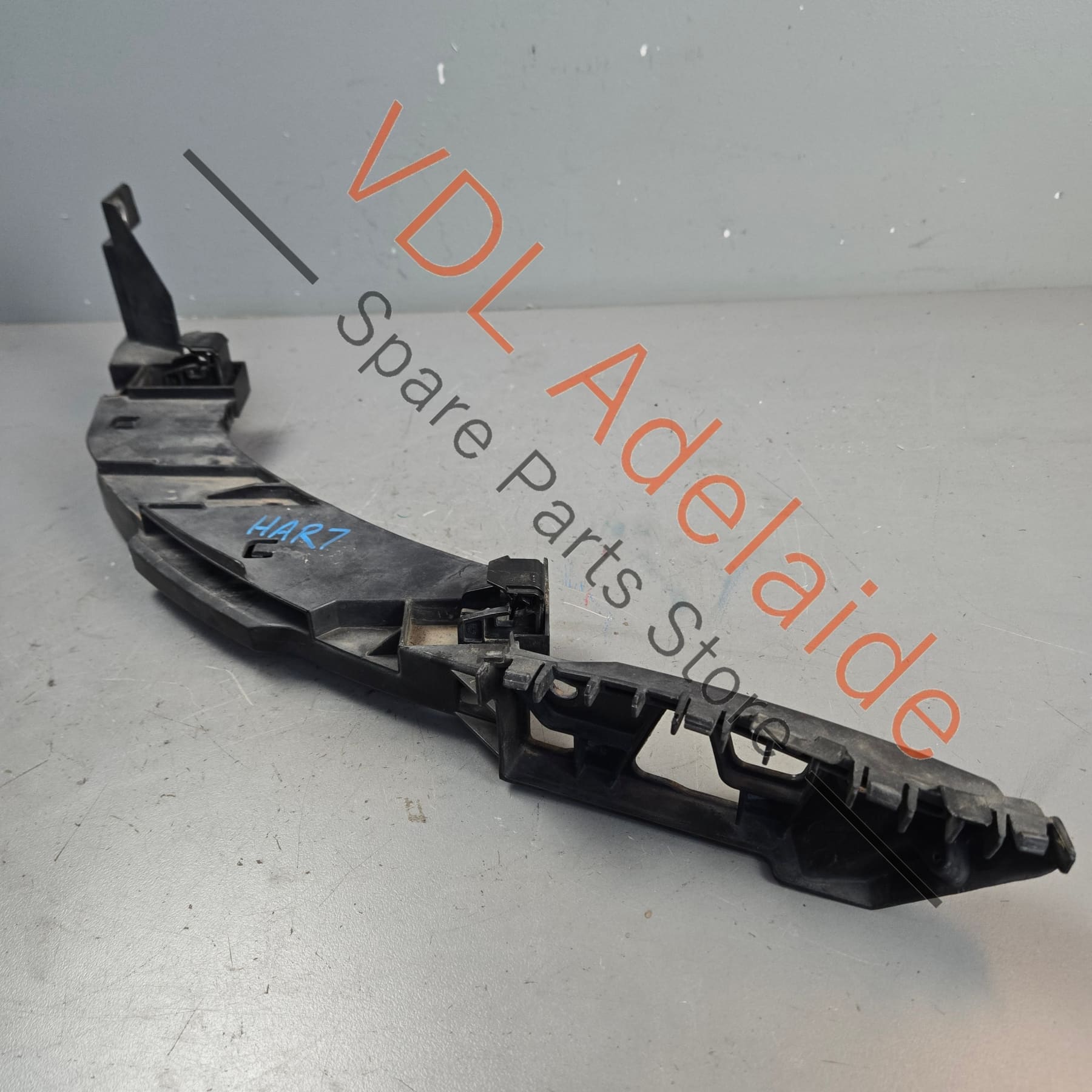 6R0805071E    VW Polo MK5 Gti Front Bumper Headlight Bracket Left 6R0805071E