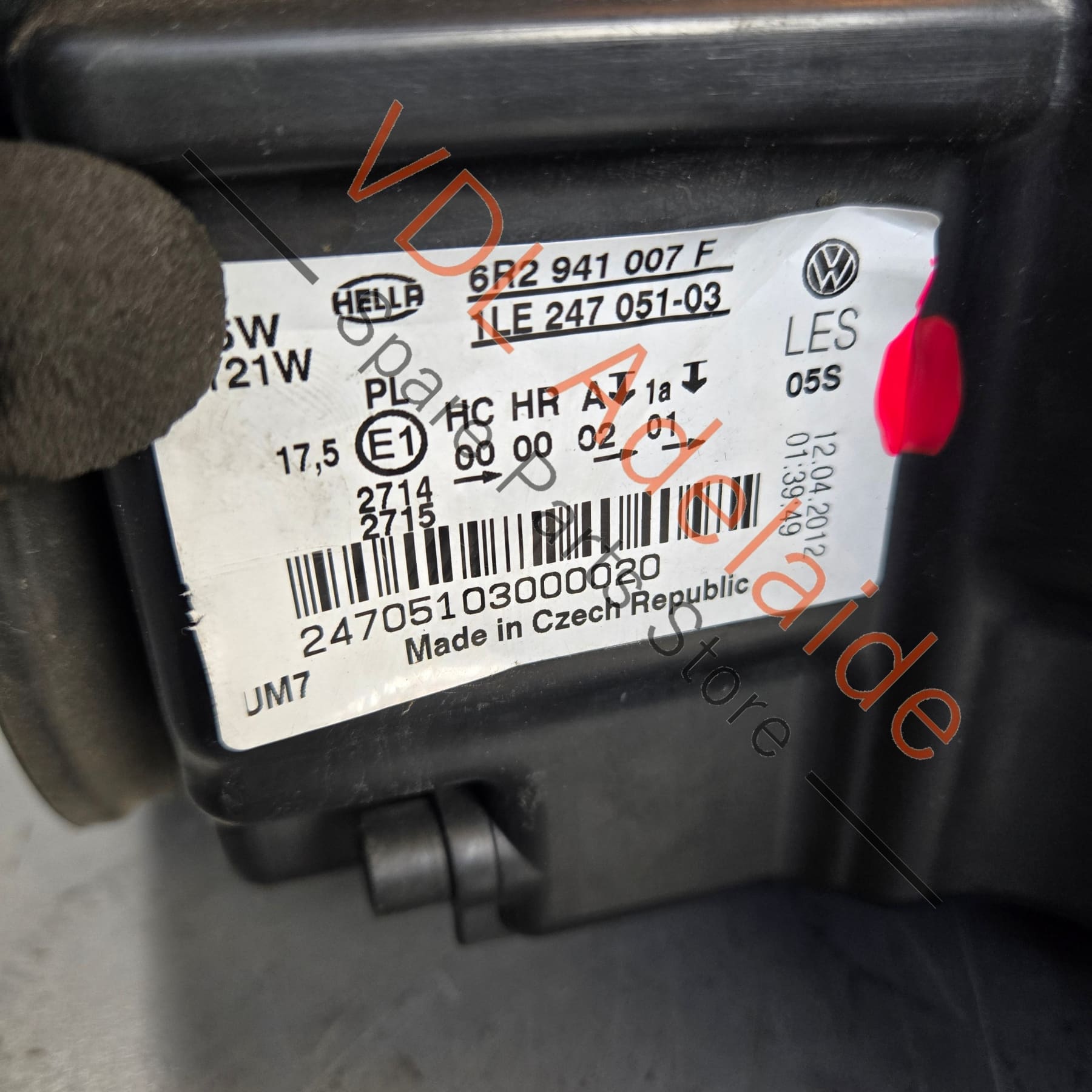 6R2941007F    VW Polo 6R Halogen Headlight Left 6R2941007F
