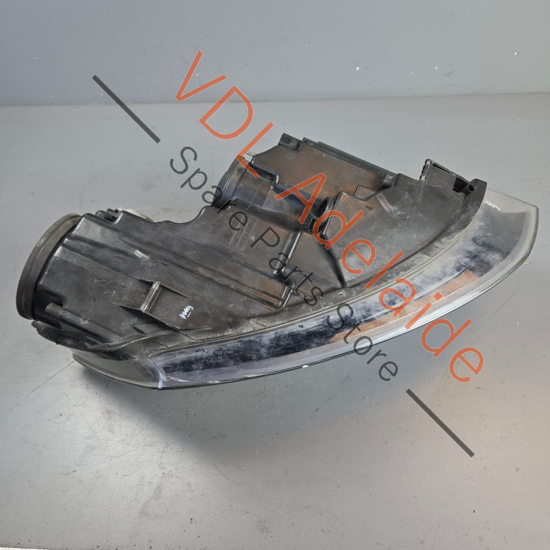 6R2941007F    VW Polo 6R Halogen Headlight Left 6R2941007F