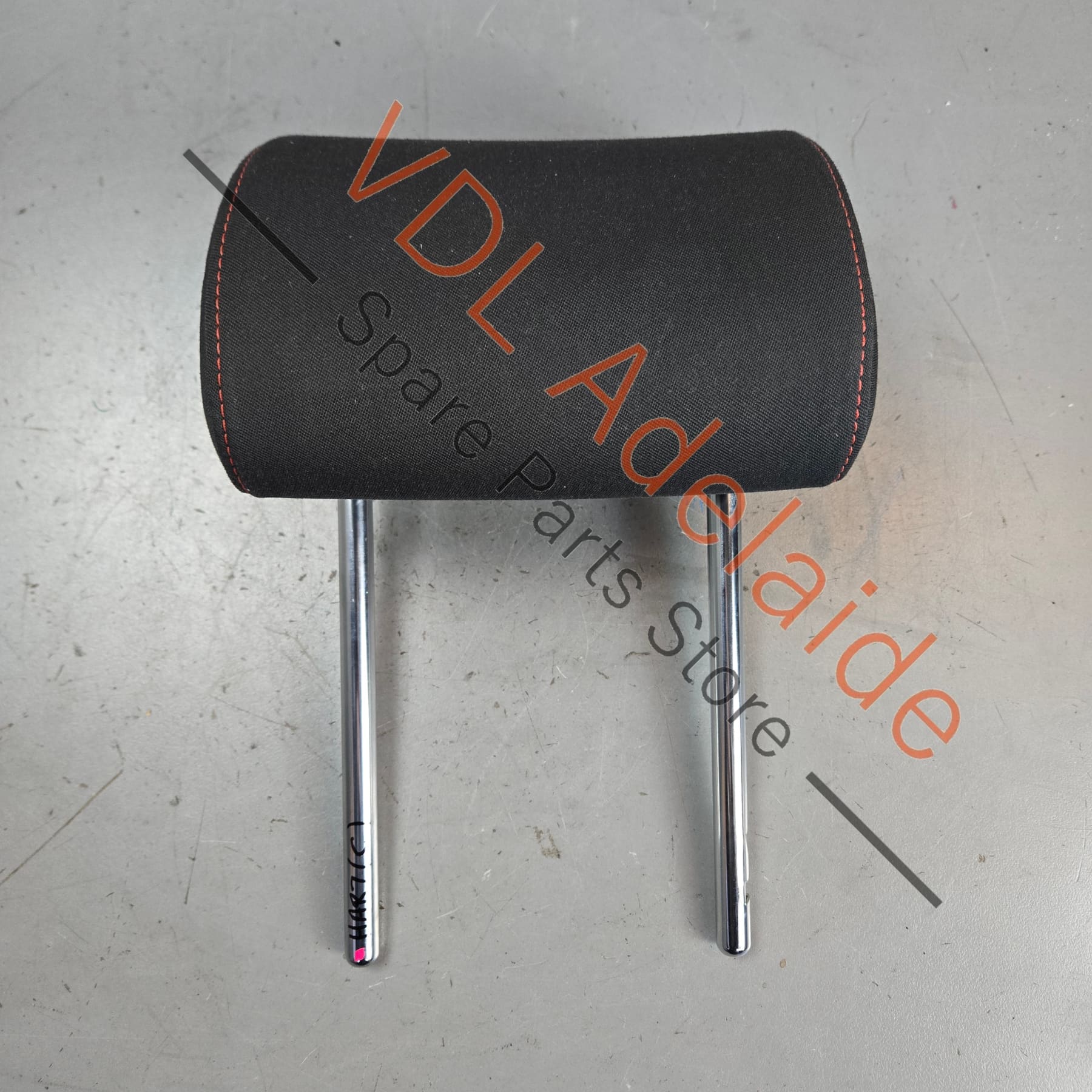 6R6885902BYCG 6R6885902B   VW Polo Gti 6R Cloth Headrest for Rear Middle Seat Red Stitch Titanium black/red 6R0885902B YCG