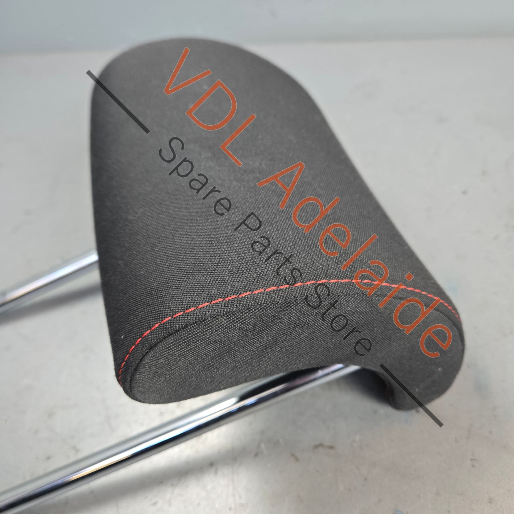 6R6885902BYCG 6R6885902B   VW Polo Gti 6R Cloth Headrest for Rear Middle Seat Red Stitch Titanium black/red 6R0885902B YCG