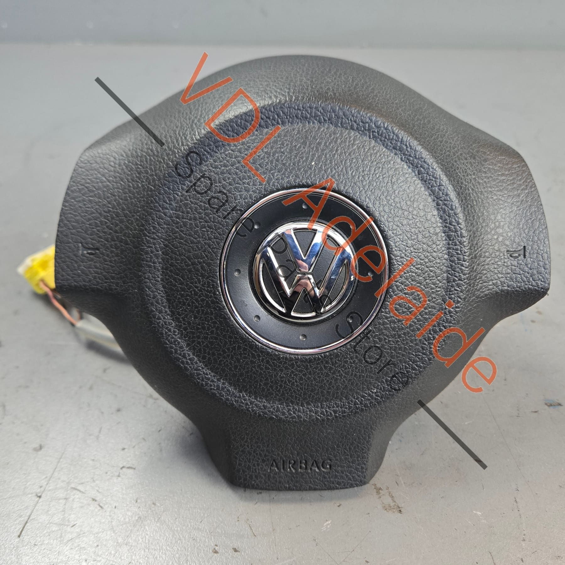 5K0880201AE81U 5K0880201AB81U   VW Golf MK6 R Gti Steering Wheel Airbag 5K0880201AE 81U