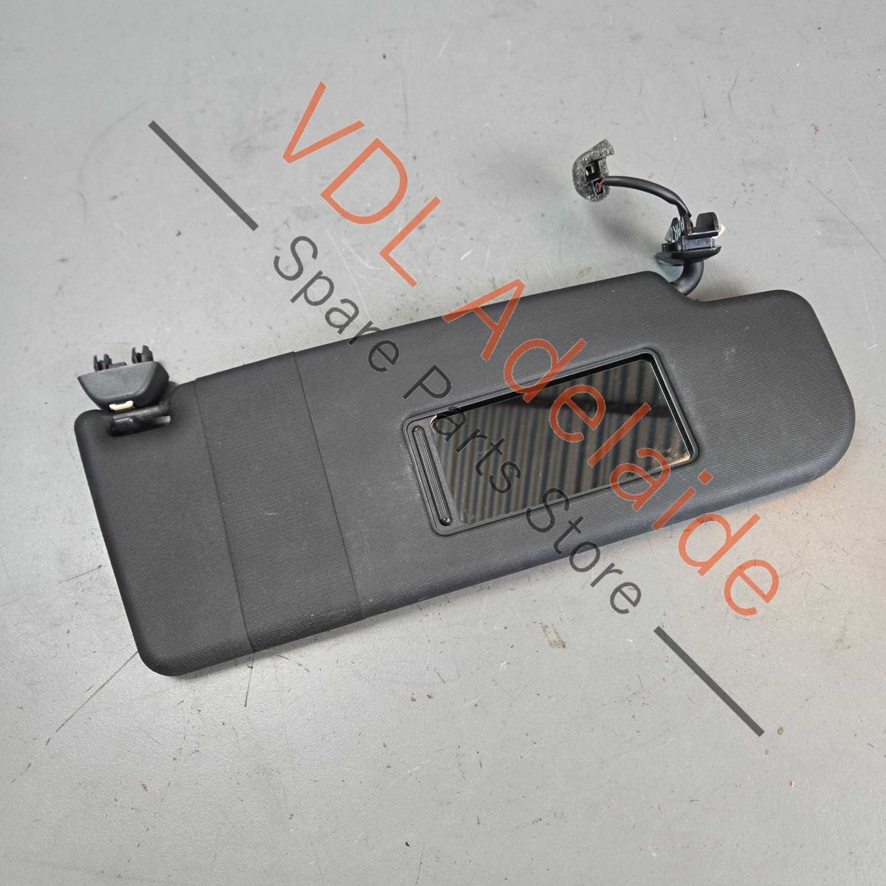 6R0857552K    VW Polo GTi Mk5 6R 6C Right Side RHS Black Sun Visor 6R0857552K