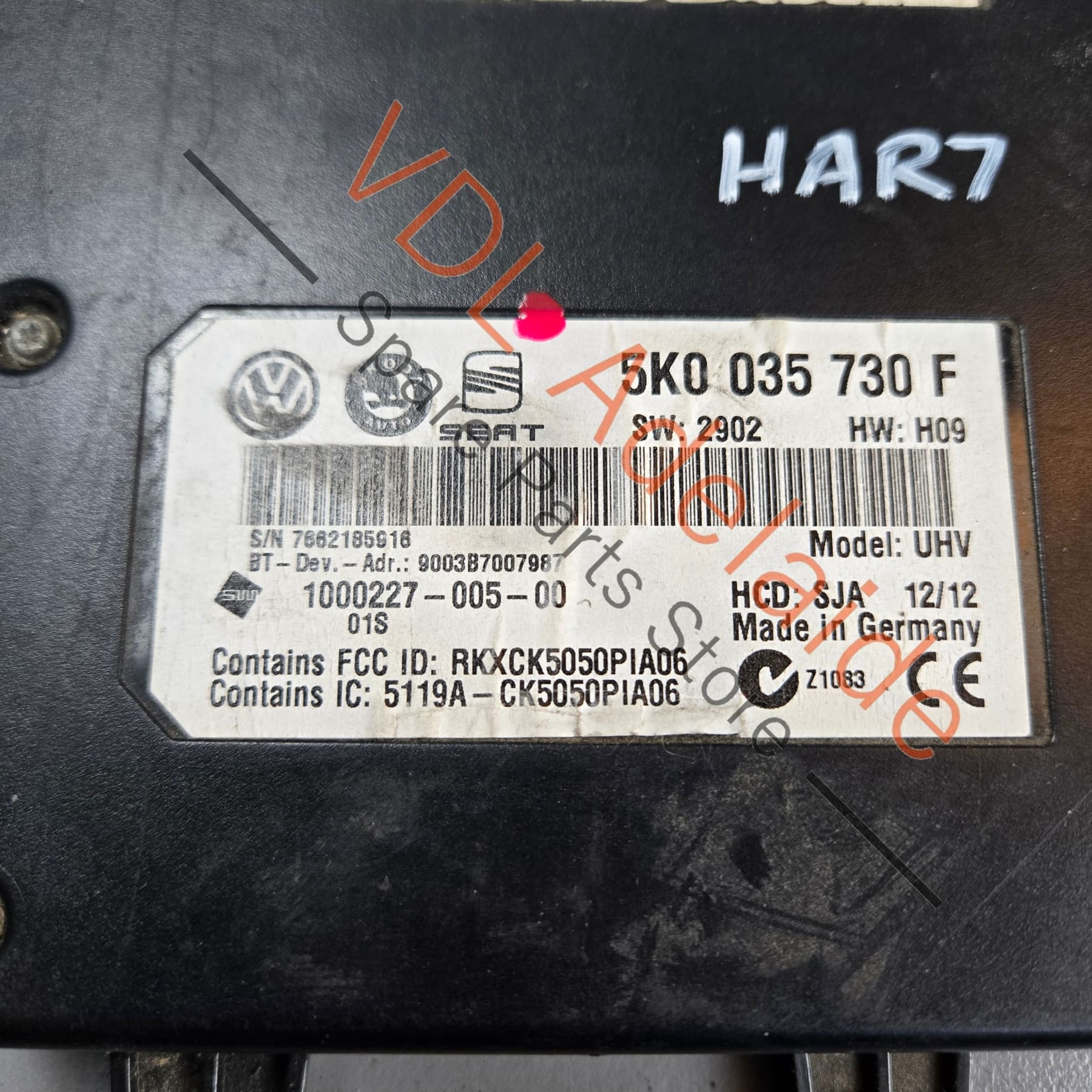 5K0035730F    Genuine VW Bluetooth Phone Control Module Adapter 5K0035730F
