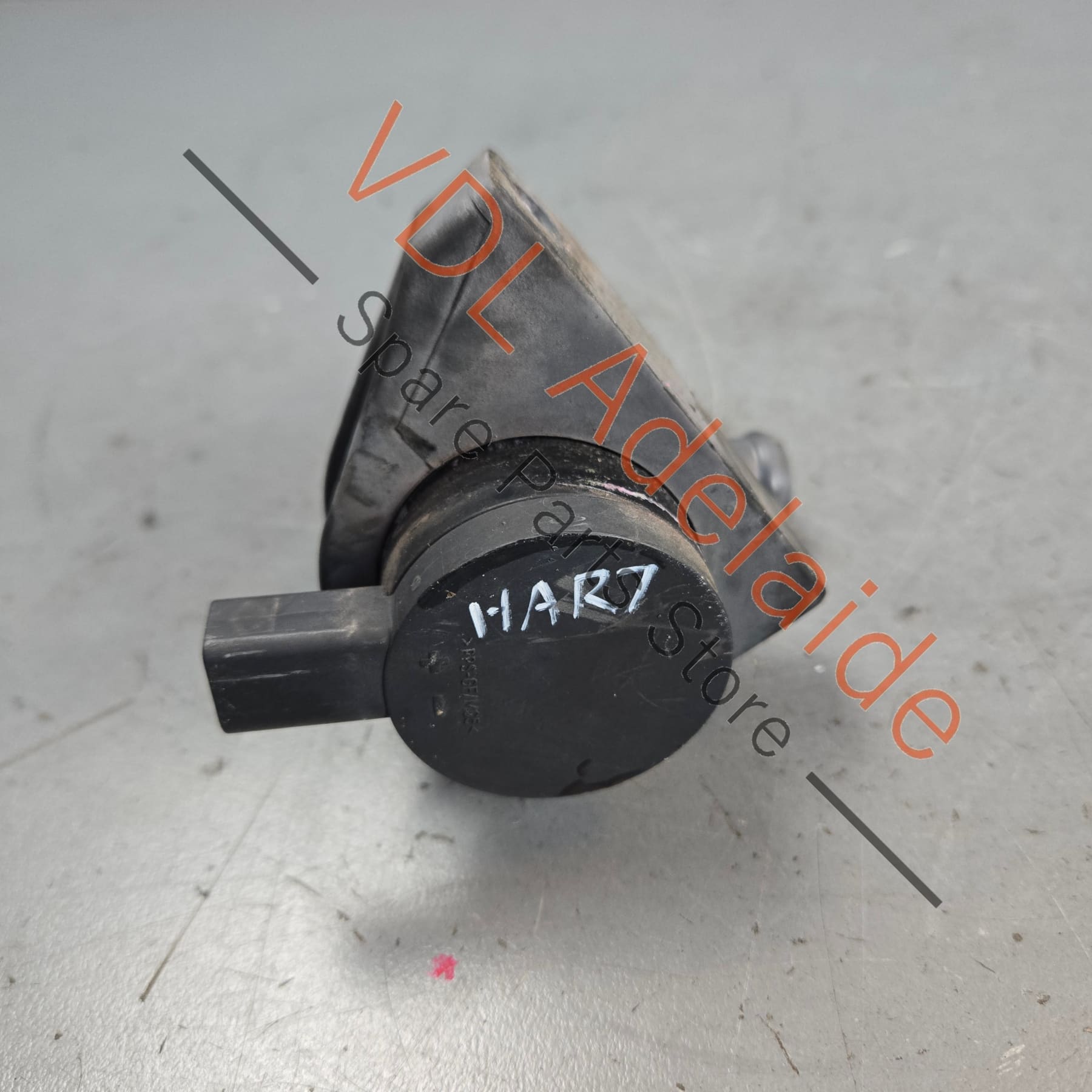 1K0965561F    VW Polo MK5 Genuine Additional Coolant Pump Electric 1K0965561F