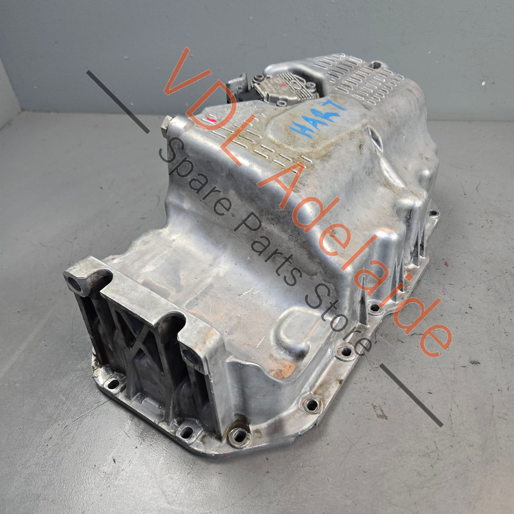 03C103603T 1J0907660F 1J0907660C  VW 1.4 CAV Engine Oil Sump 03C103603T w Oil Level Sensor 1J0907660F
