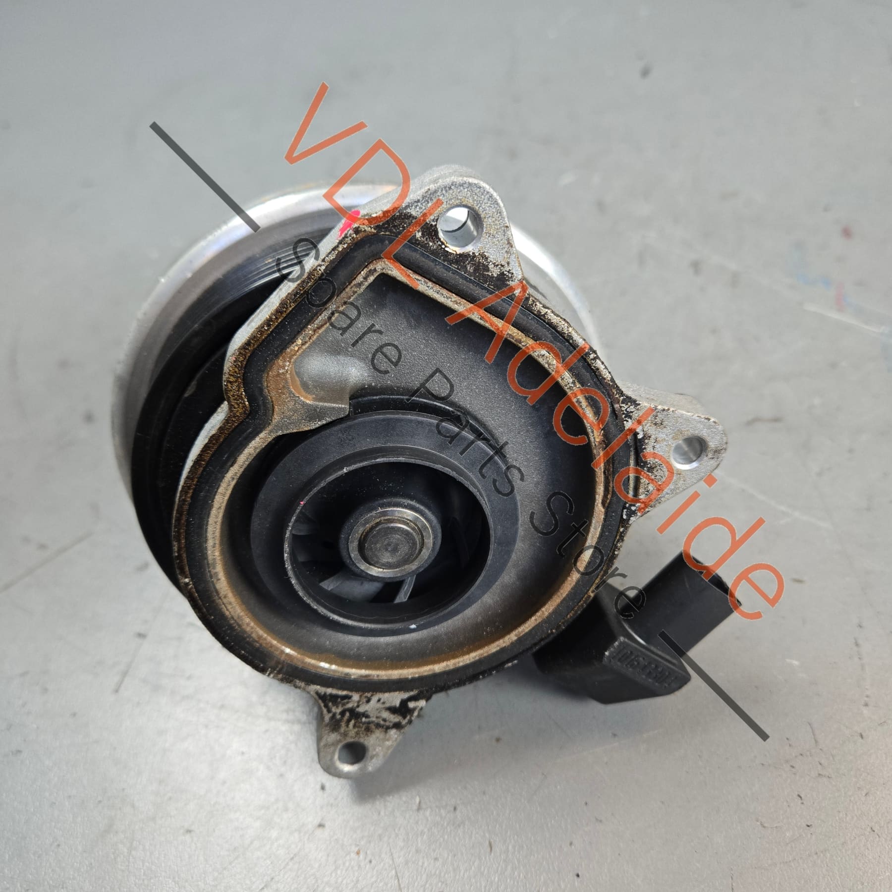 03C121004J 03C880727D   VW 1.4 CAV CTH Water Pump with Supercharger Clutch 03C121004J 03C880727D