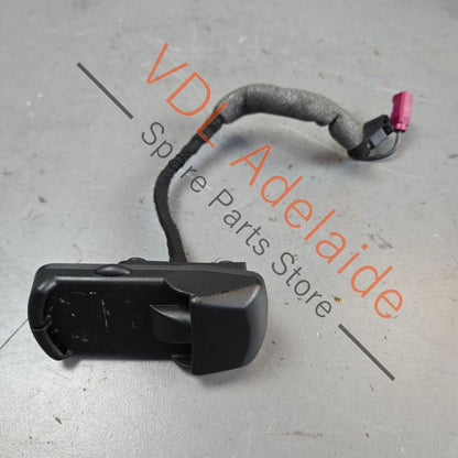     VW Polo 6R Dashboard Bluetooth Touch Module Adapter Clip Kit Holster