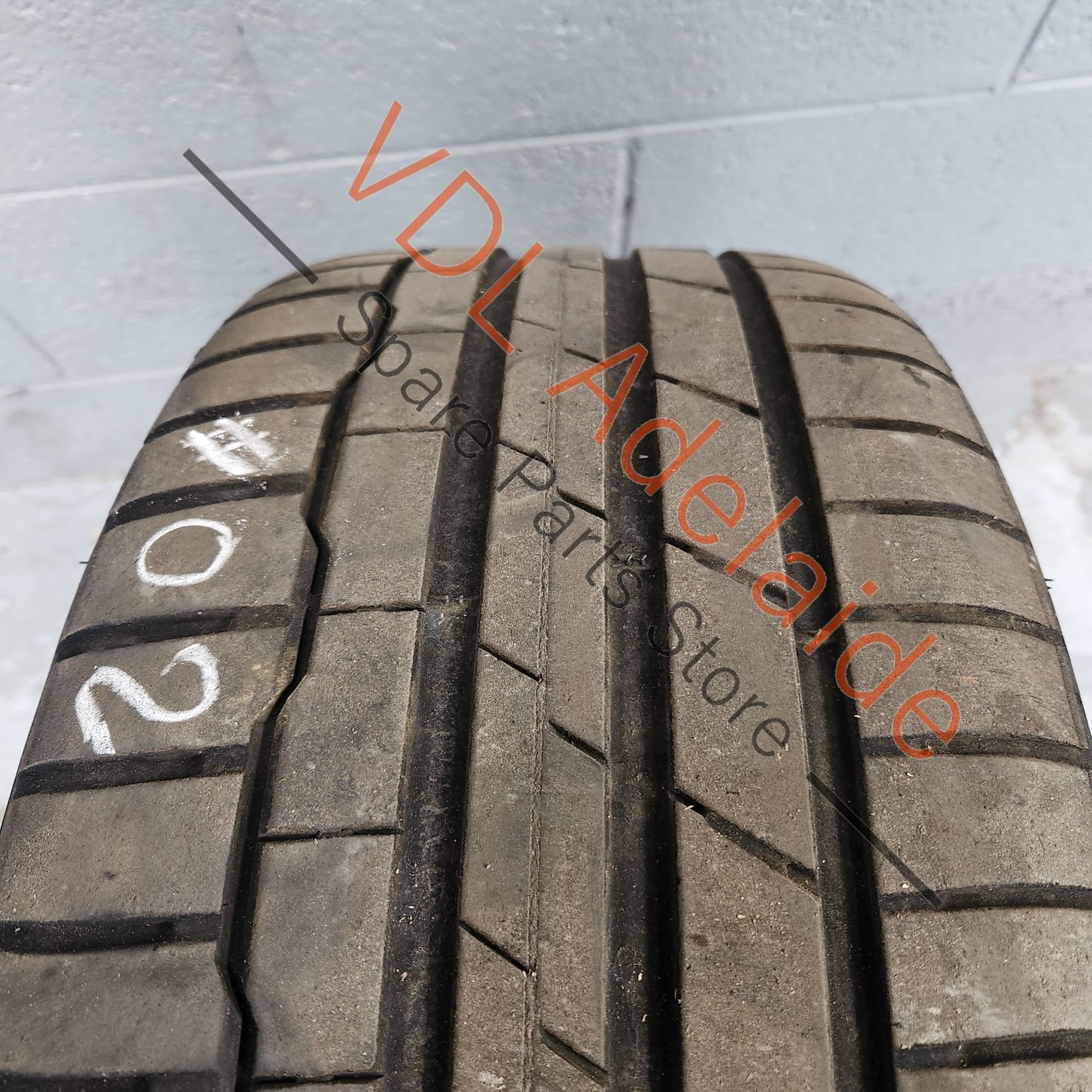 5G0601025AJAX1 5G0601025AJ   VW Golf 19in Pretoria style alloy wheel Straight & free of cracks 19x8.5 ET 45 #02