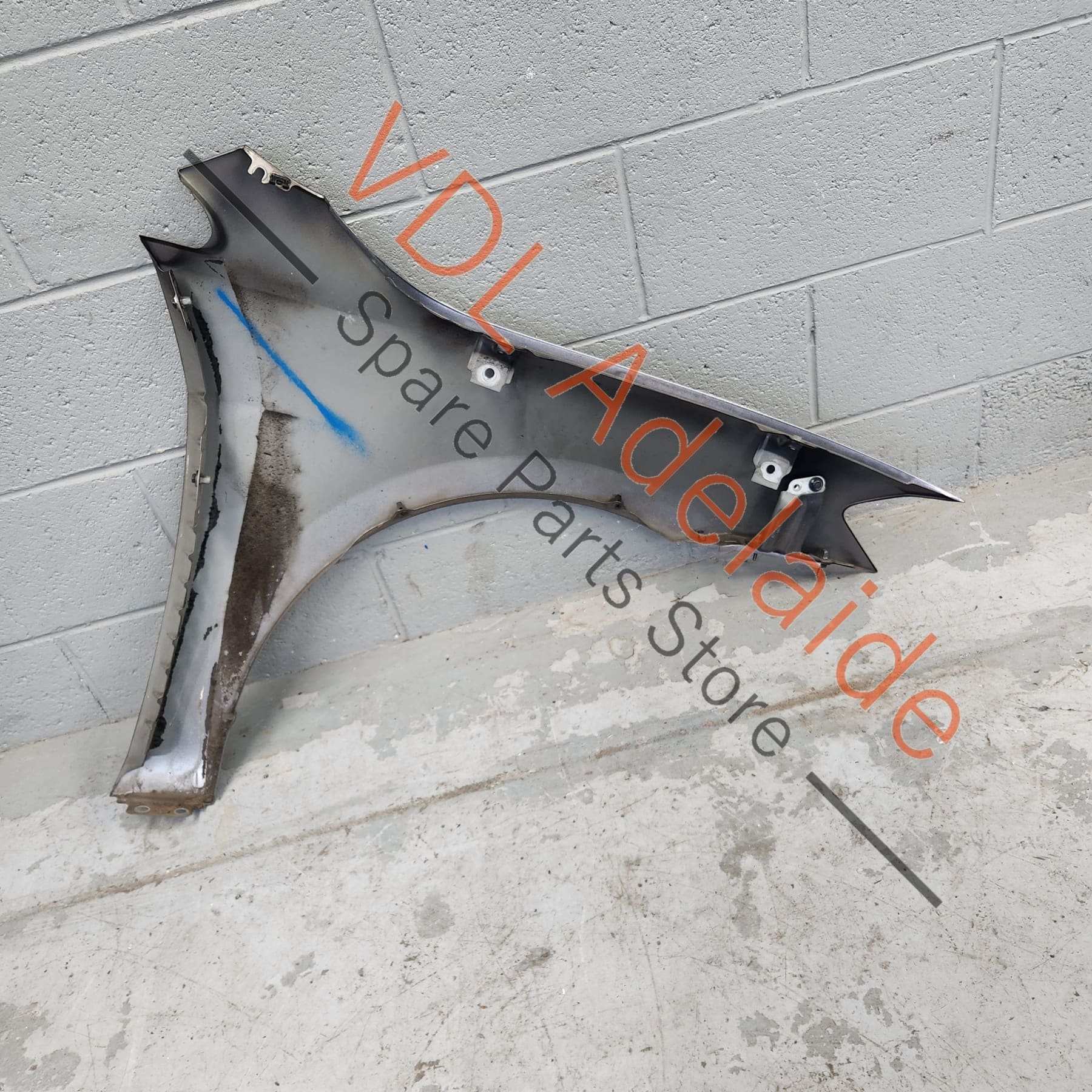 5G0821105A    VW Golf MK7 Front Left Fender Wing Mudguard Panel Limestone Grey Z1 / A7N