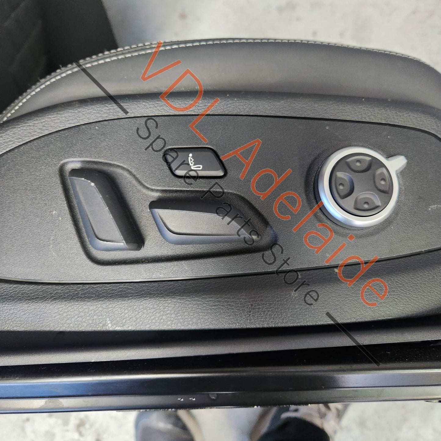     Audi S5 B9 B9.5 Pair of Front Seats Diamond Stitch Leather GRADE 2