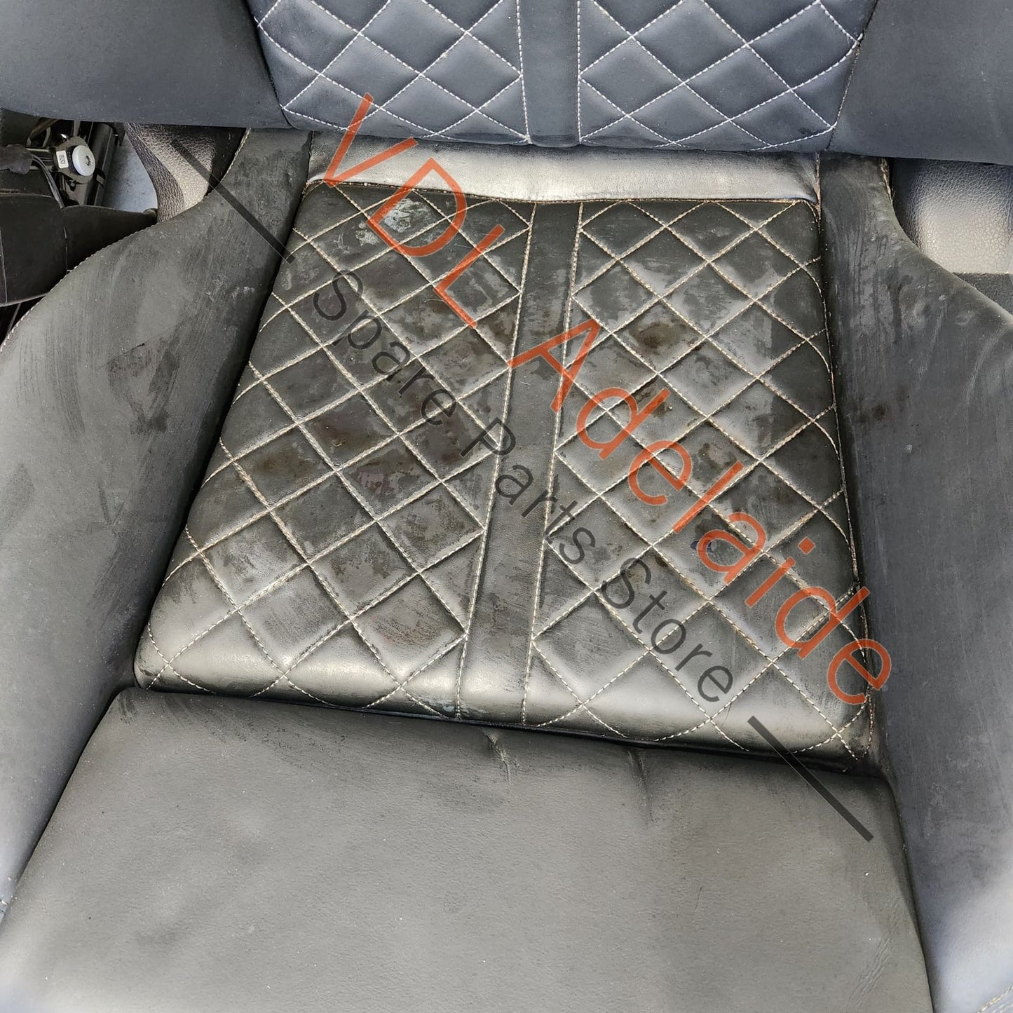     Audi S5 B9 B9.5 Pair of Front Seats Diamond Stitch Leather GRADE 2