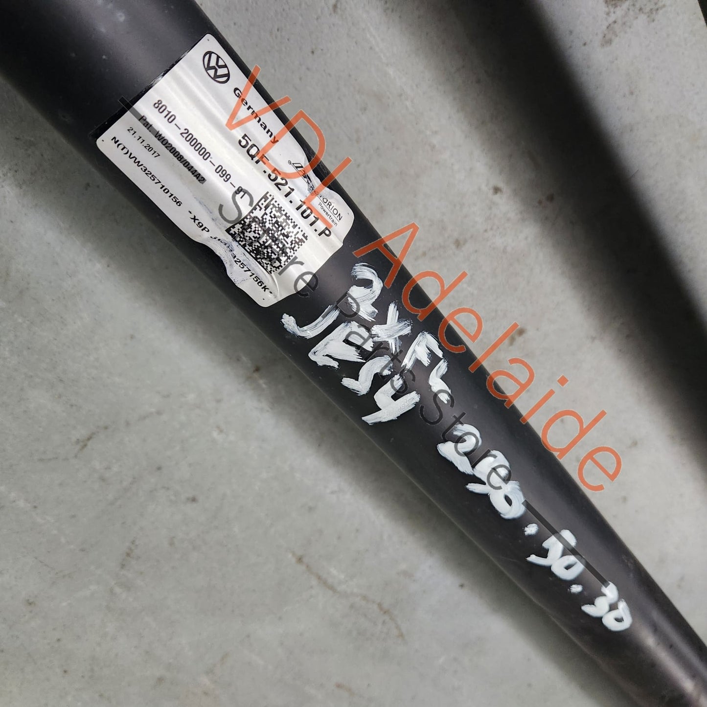 5QF521101P    VW Tiguan 5N Cardan Propeller Tail Shaft 2016-2020 5QF521101P