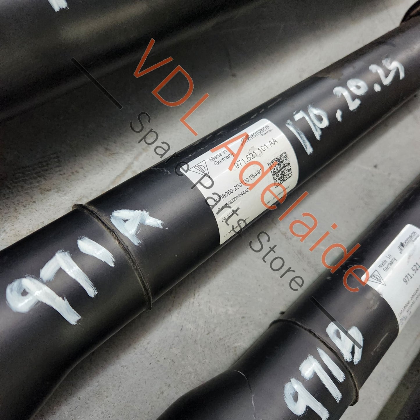 971521101AH 971521101AP 971521101AT 976521101E Porsche Panamera Turbo 971 Cardan Propeller Tail Shaft 976521101E 971521101AT 971521101AP 971521101AH