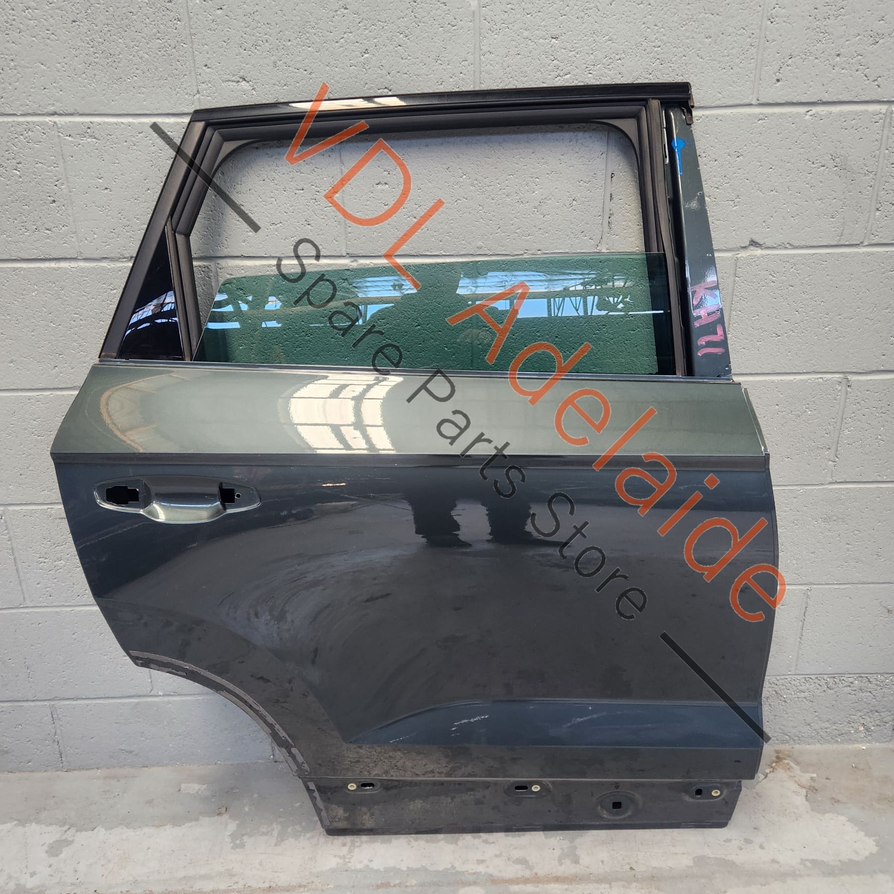 575833052J  Cupra Ateca Rear Right Door Shell w Glass 9S / X6T Camouflage Green Metallic 575833052J