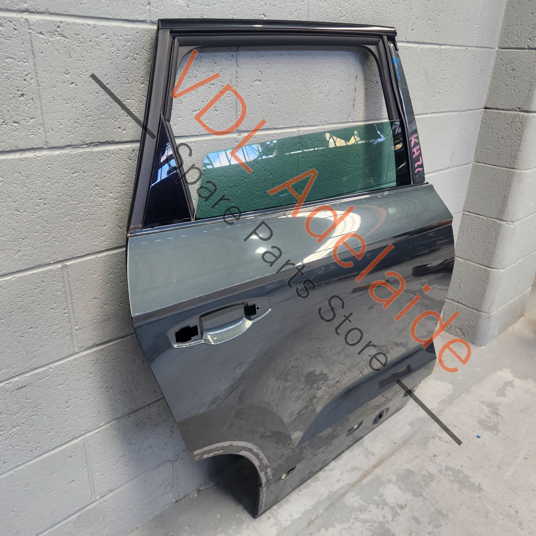 575833052J  Cupra Ateca Rear Right Door Shell w Glass 9S / X6T Camouflage Green Metallic 575833052J