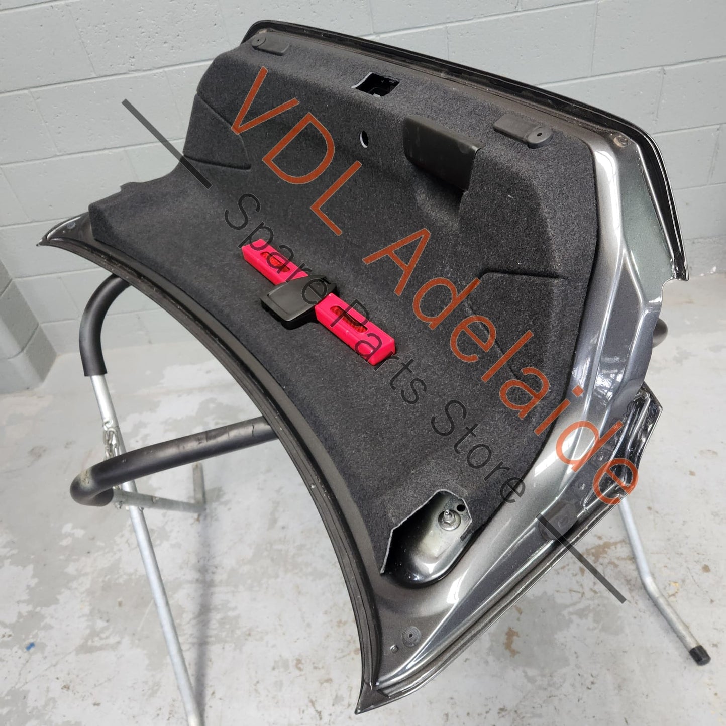 8W6827933CGRU 8W6827025E   Audi A5 S5 RS5 F5 Rear Boot Lid Trunk Hatch Panel with Spoiler 8W6827025E 8W6827933C GRU Daytona Grey Pearl LZ7S/6Y/Z7S