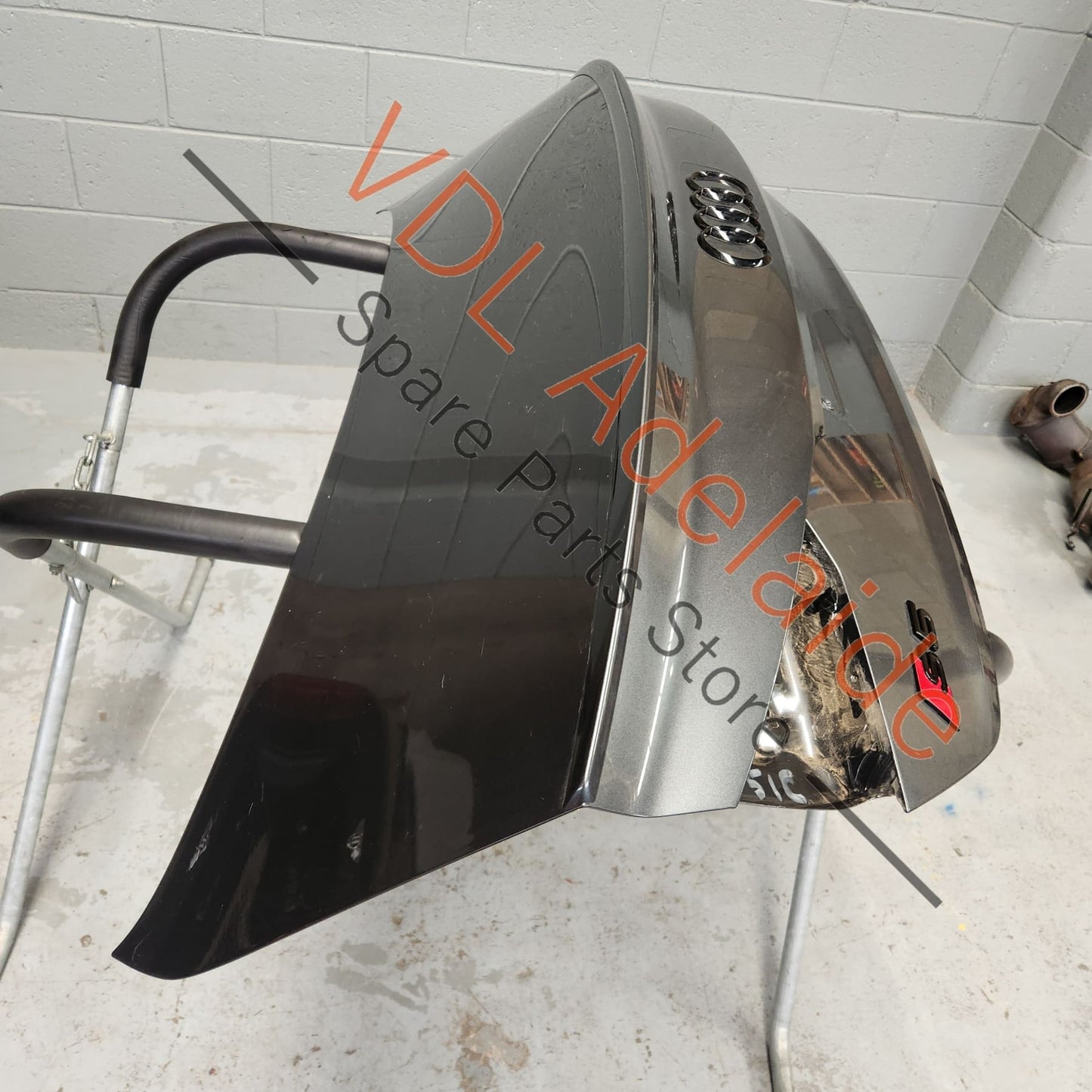 8W6827933CGRU 8W6827025E   Audi A5 S5 RS5 F5 Rear Boot Lid Trunk Hatch Panel with Spoiler 8W6827025E 8W6827933C GRU Daytona Grey Pearl LZ7S/6Y/Z7S