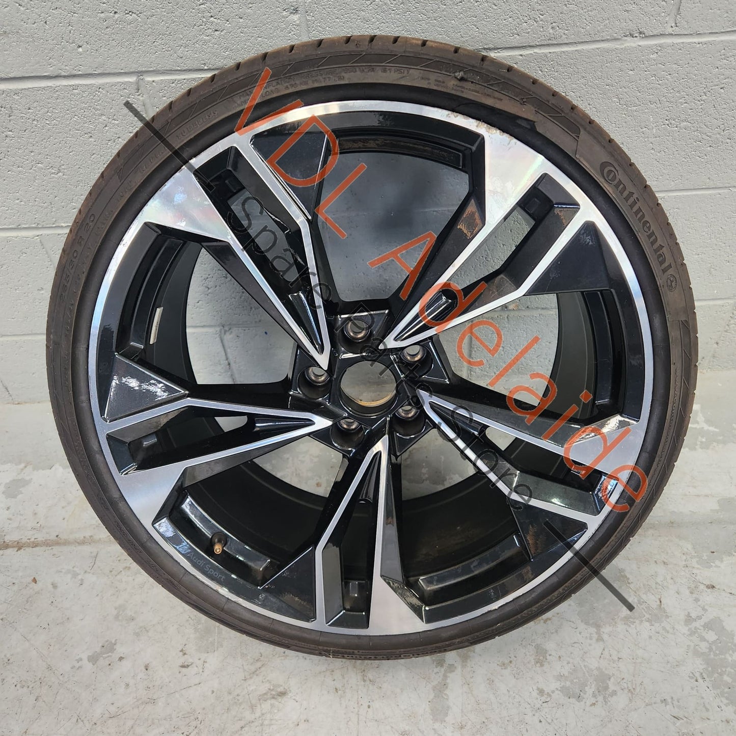 8W0601025EQ    Genuine Audi S5 B9 F5 Sport Alloy Wheel 20x9 ET34 Diamond cut 8W0601025EQ #03