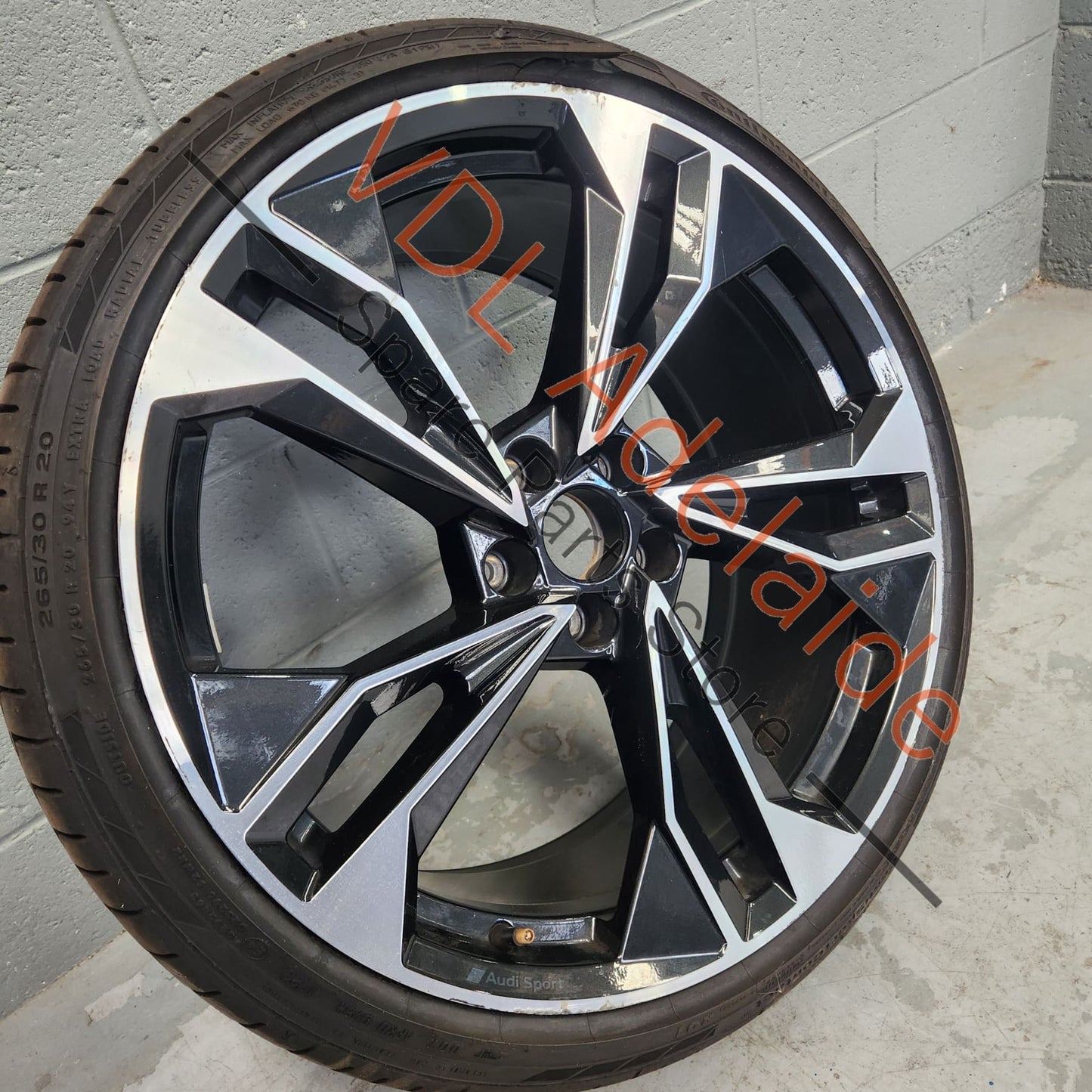 8W0601025EQ    Genuine Audi S5 B9 F5 Sport Alloy Wheel 20x9 ET34 Diamond cut 8W0601025EQ #03