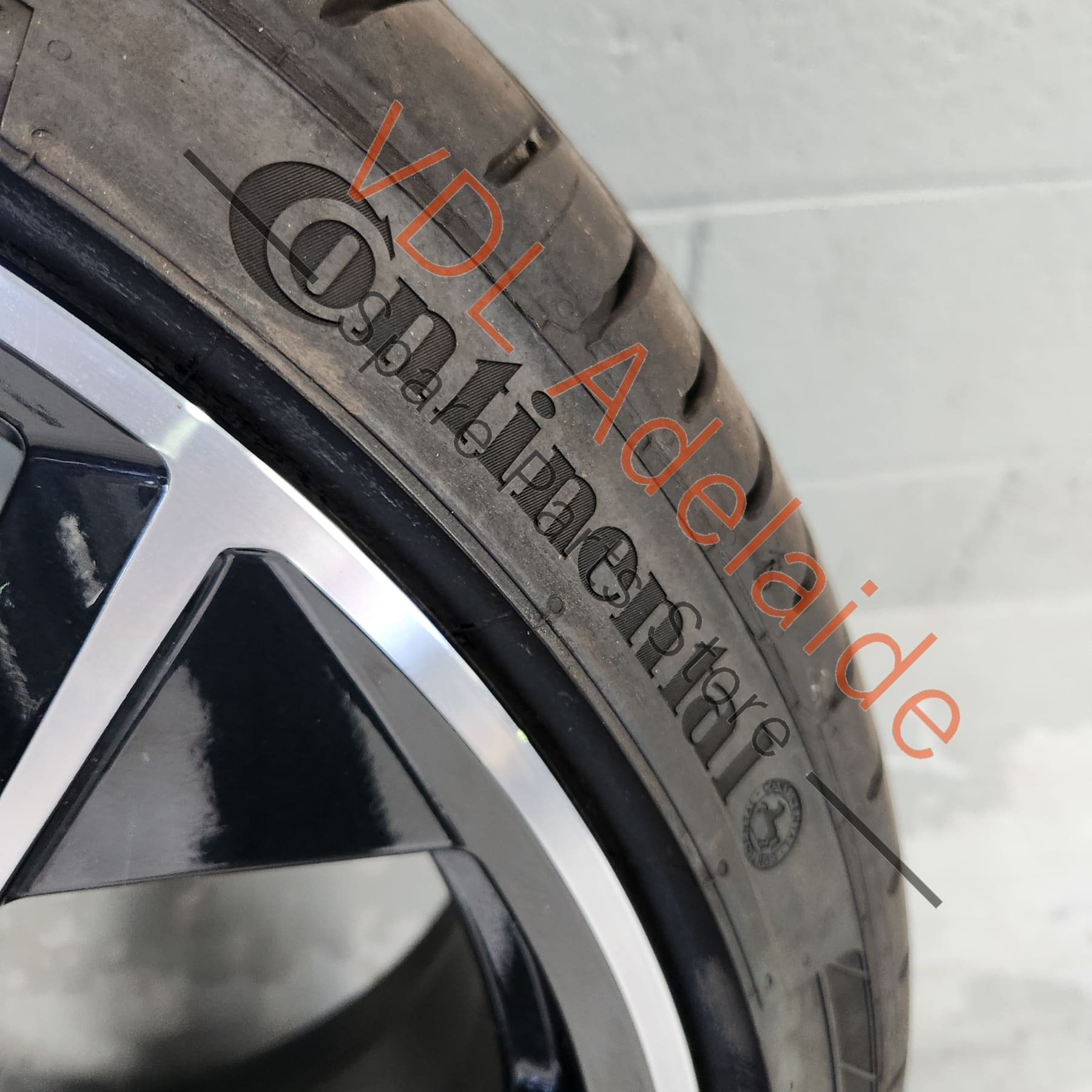 8W0601025EQ    Genuine Audi S5 B9 F5 Sport Alloy Wheel 20x9 ET34 Diamond cut 8W0601025EQ #03