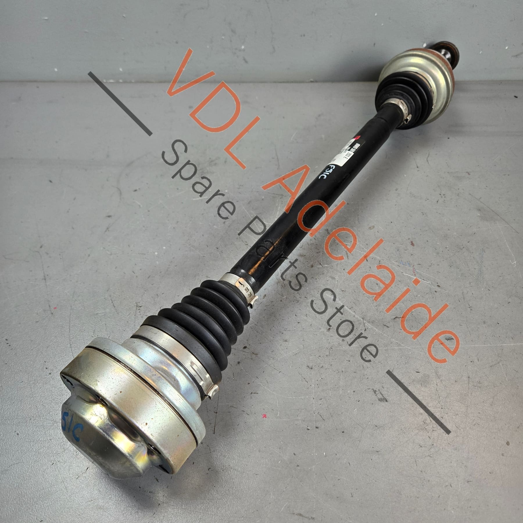 8W0501203E    Audi A5 S5 RS5 B9 F5 A4 S4 RS4 Quattro Rear Axle Driveshaft CV 8W0501203E