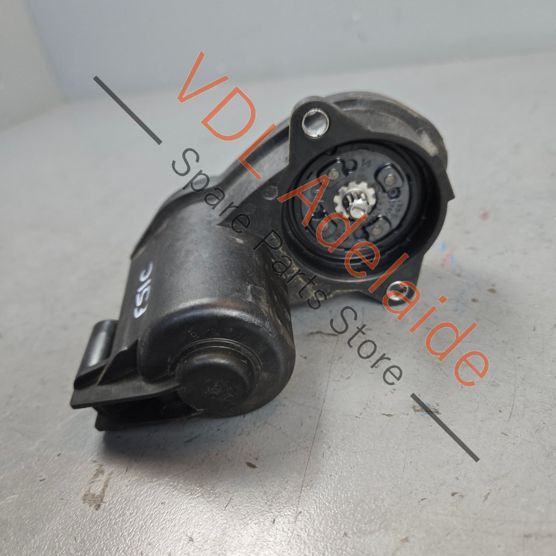 8W0998281 8W0406CL 8W0405CL  Audi A4 A5 Q5 Rear Handbrake Park Brake Servomotor 8W0998281
