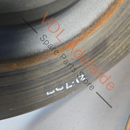 8W0615601K    Audi S5 S4 B9 Rear Brake Disc Rotor Set 330x22mm 8W0615601K 80% remaining life