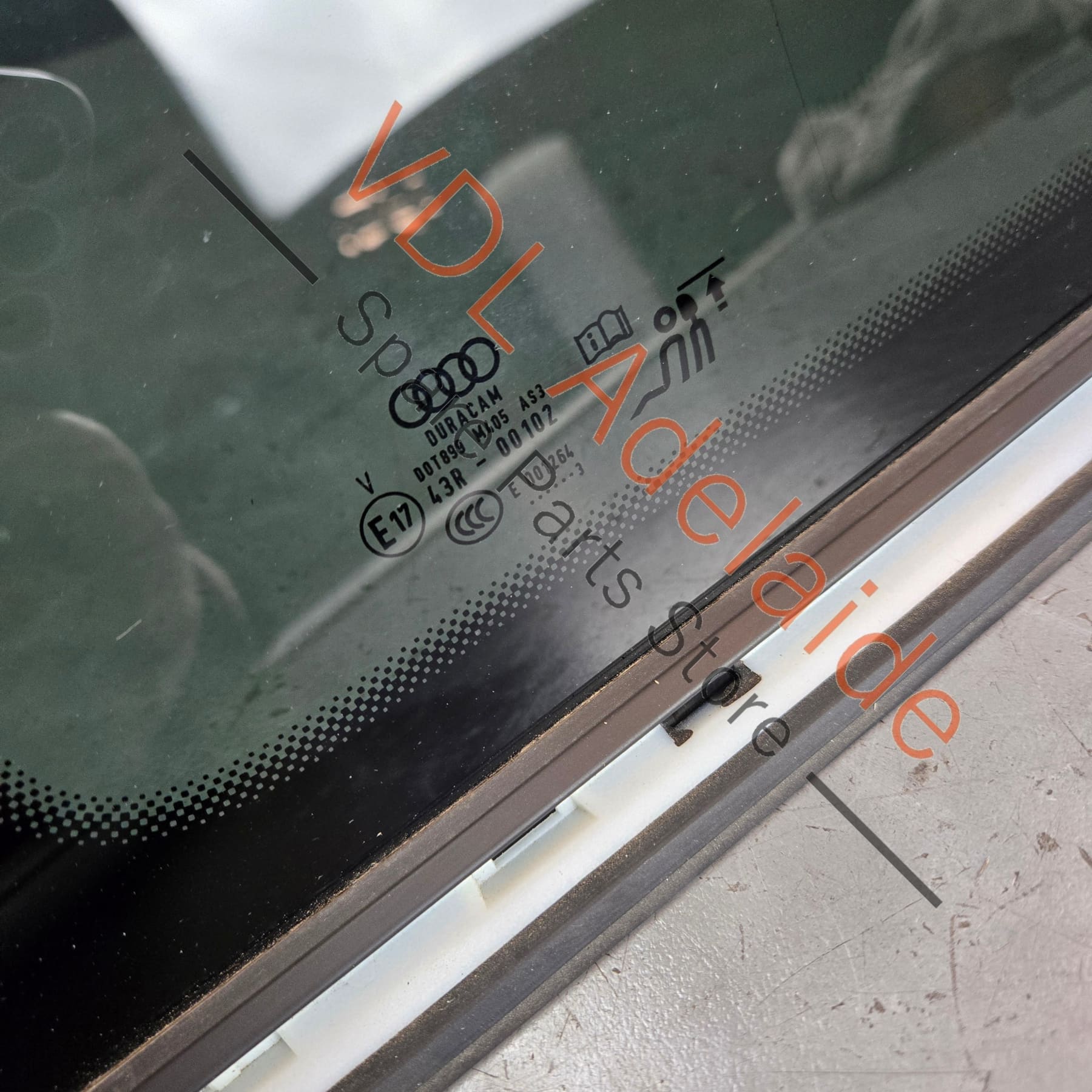 8W6845298P 8W6845298PNVB   Audi A5 S5 RS5 Rear Left Window Glass Tinted 8W6845297P NVB