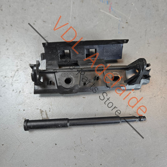 8W6807889    Audi A5 S5 A5 B9 Left Side Rear Bumper Retaining Bracket 8W6807889