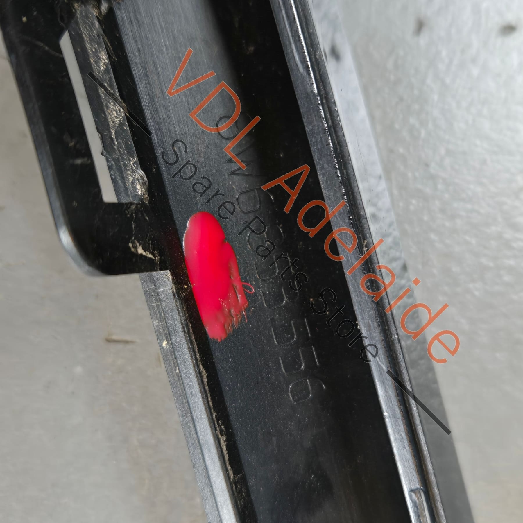 8W6853556T94 706541230300   Audi S5 B9 F5 Rear Right Bumper Gloss Black Trim Insert 8W6853556 T94 706541230300