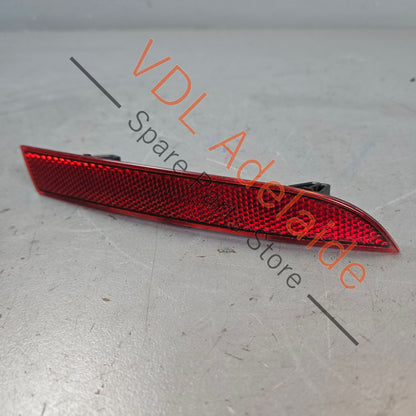 8W0945106AC    Audi A4 S4 RS4 A5 S5 RS5 B9 Right Outer Rear Bumper Reflector 8W0945106AC