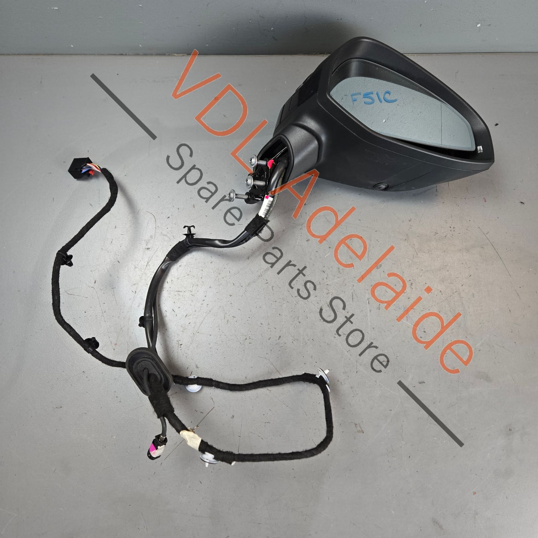 8W0857536H 8W6857410CB9B9 8W0949102A 5Q0980546A Audi A5 S5 RS5 B9 Right Power Folding Exterior Mirror w Camera & Lane Assist Complete 8W6857410CB 9B9 8W0857536H 5Q0980546A