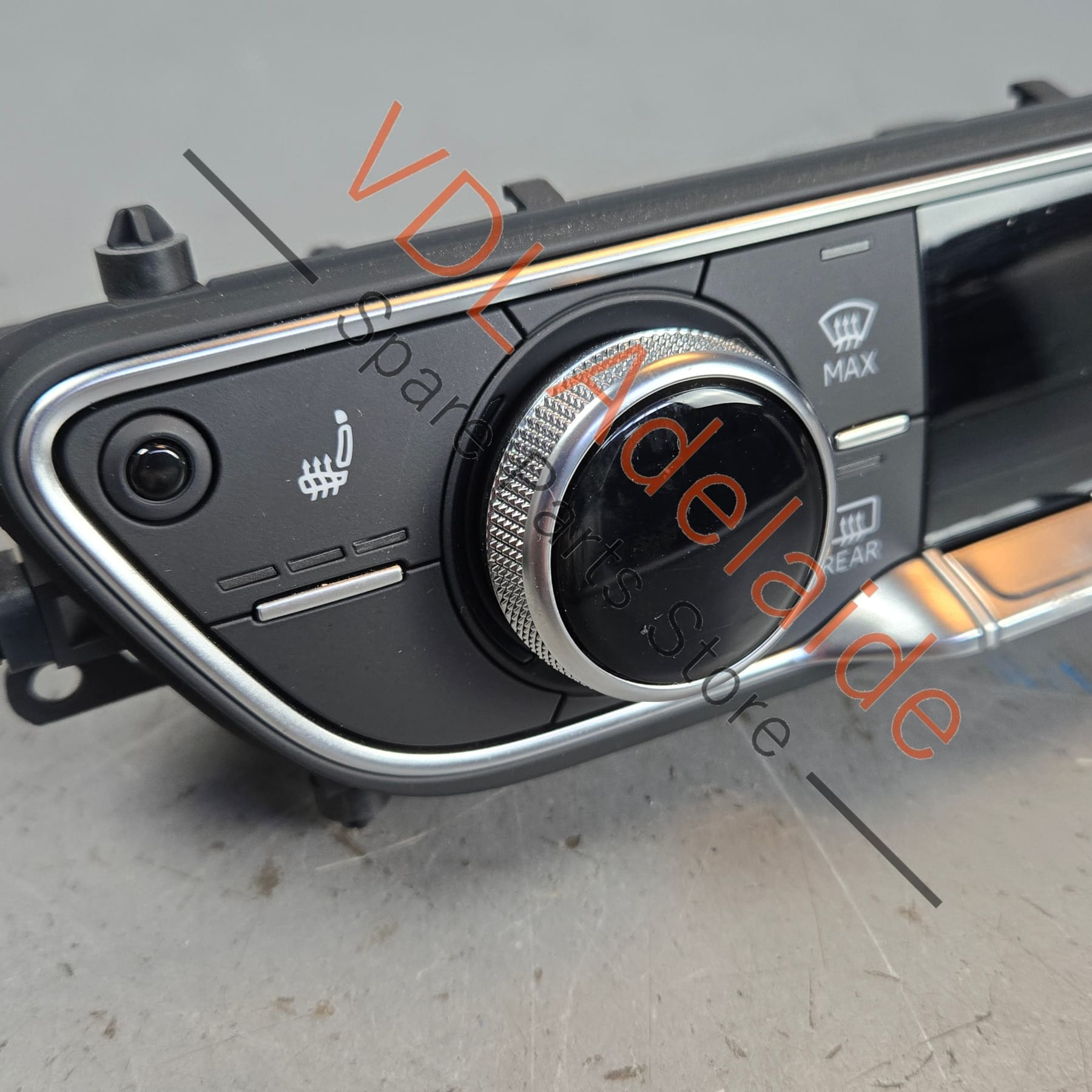 8W0820043AP5PR 8W0820043BJ 8W0820043BR5PR  Audi A4 S4 B9 Dashboard Air Conditioning Switch Panel 8W0820043BJ 5PR 8W0820043AP 5PR 8W0820043BR 5PR
