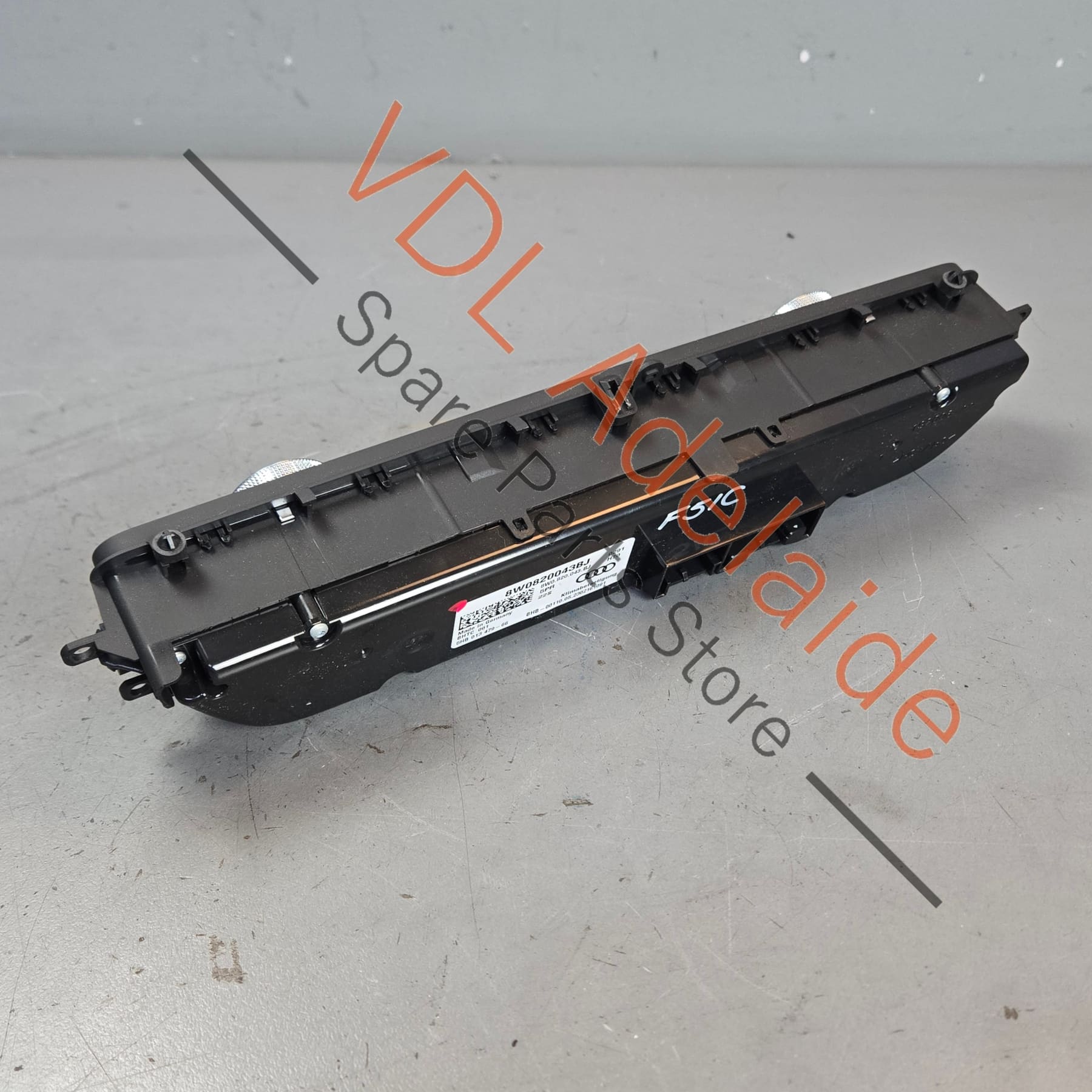 8W0820043AP5PR 8W0820043BJ 8W0820043BR5PR  Audi A4 S4 B9 Dashboard Air Conditioning Switch Panel 8W0820043BJ 5PR 8W0820043AP 5PR 8W0820043BR 5PR