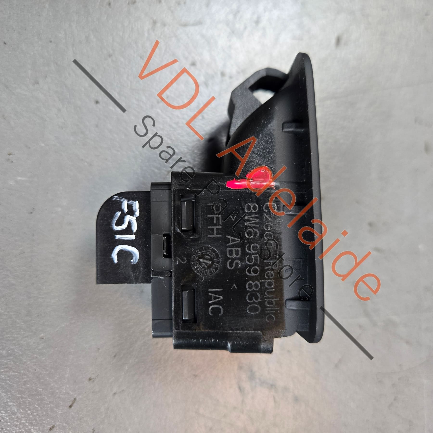 4M0959855    Audi A4 S4 B9 A5 S5 Passenger Power Window Switch Toggle Button 4M0959855