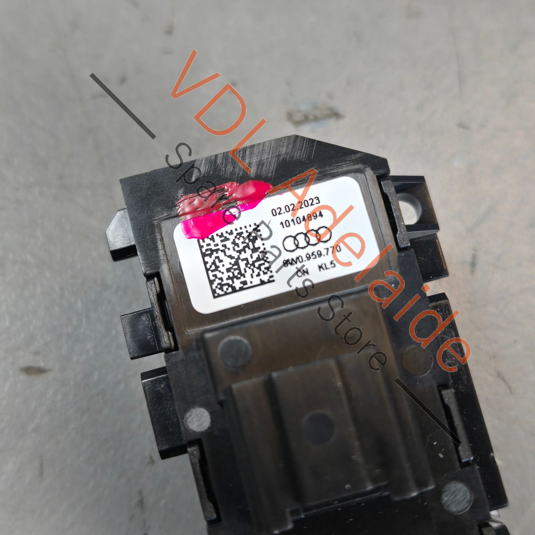 8W0959770    Audi RS5 F5 B9 Switch for Memory Seat Right Side 8W0959770 5PR