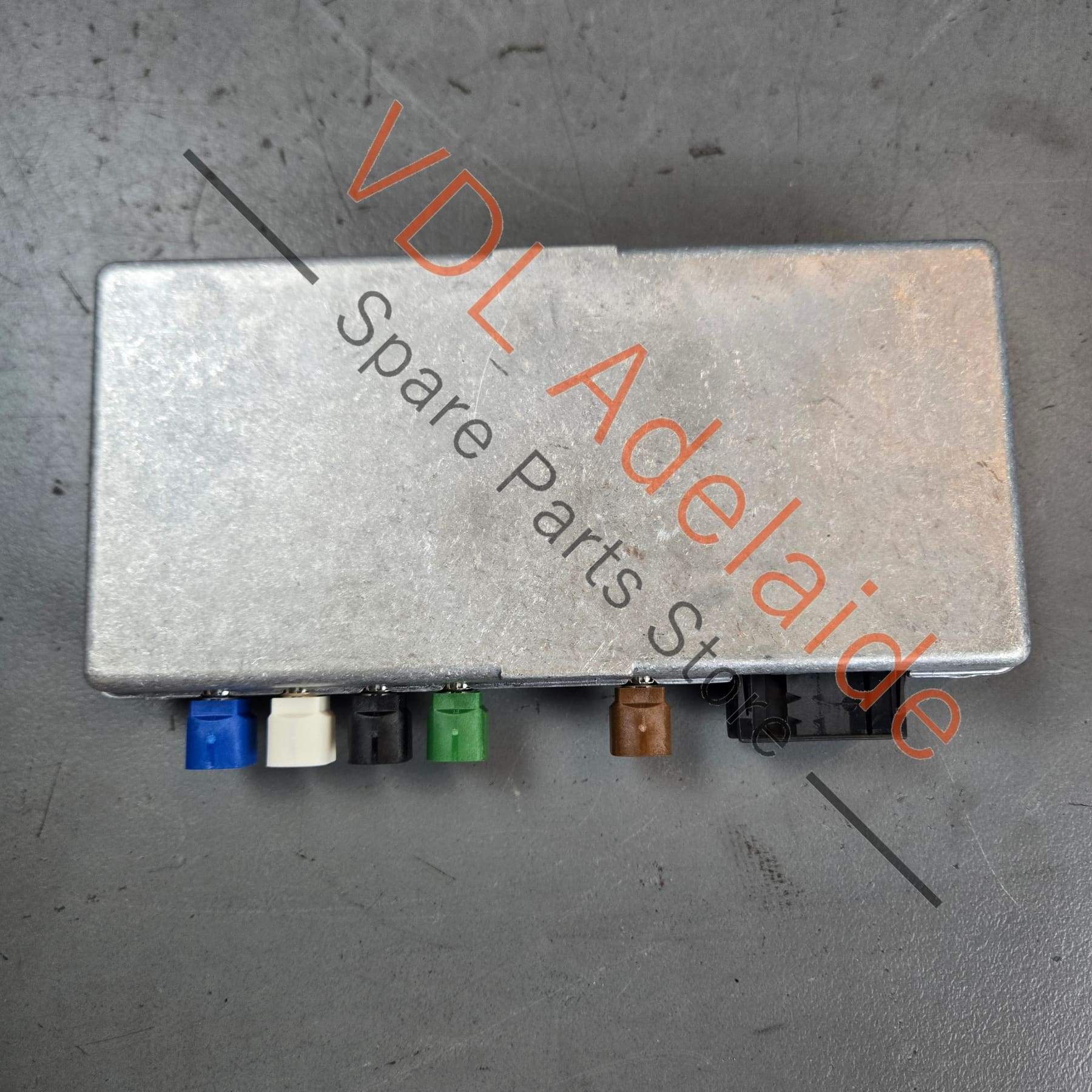 8W0907428C    Audi A4 A5 S4 S5 RS4 RS5 SQ5 Surround Camera Control Module 8W0907428C