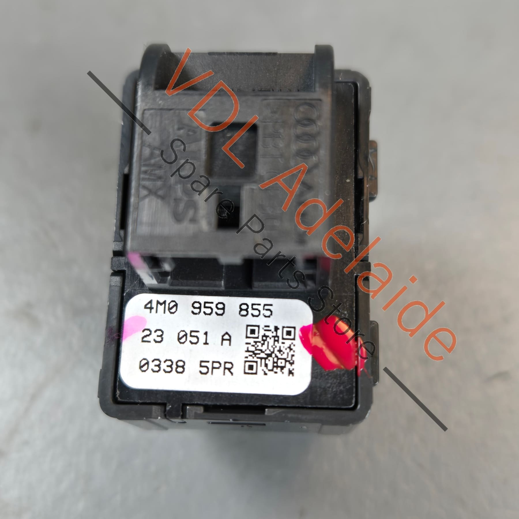 4M0959855    Audi A4 S4 B9 A5 S5 Passenger Power Window Switch Toggle Button 4M0959855