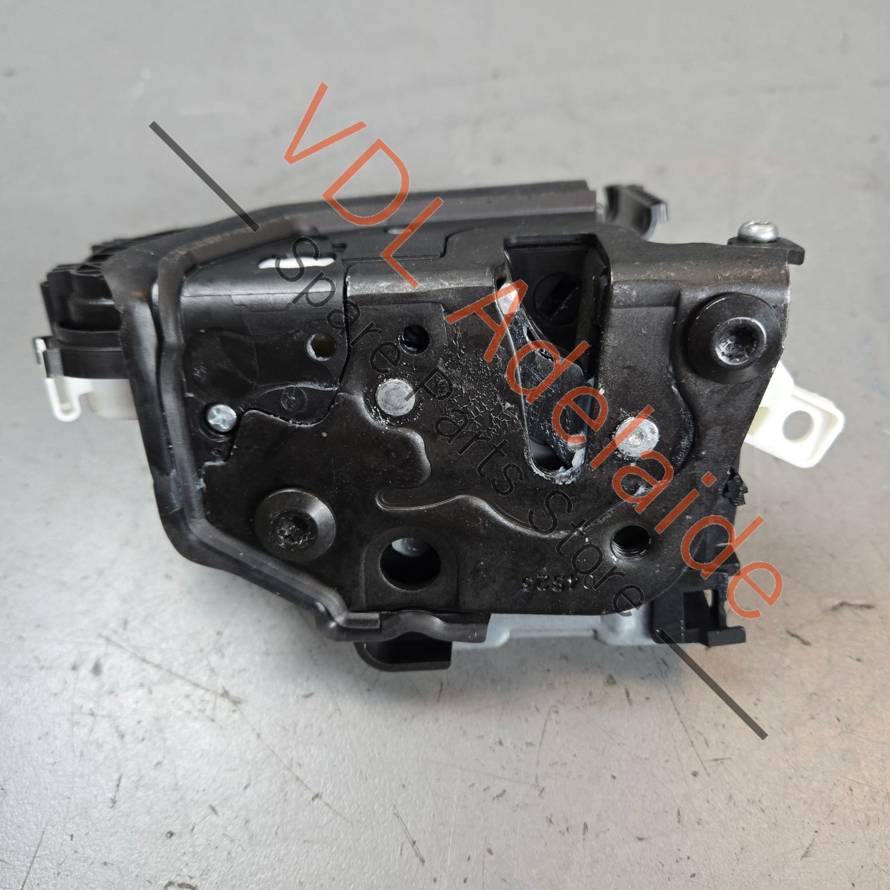 8X2837015E    Audi A5 S5 RS5 B9 F5 Front Left Door Lock 8X2837015E