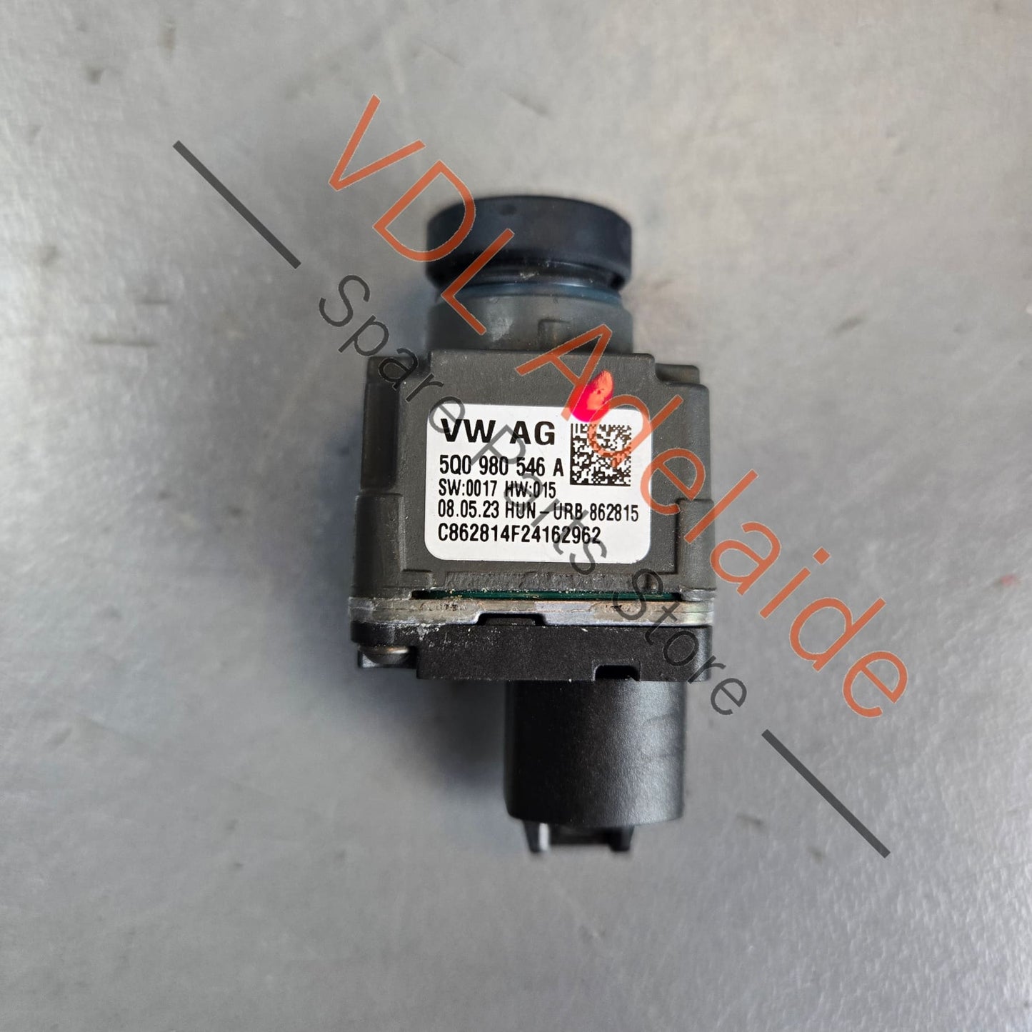 5Q0980546A    Audi Porsche VW Parking Camera 5Q0980546A As-New Suit front side or rear