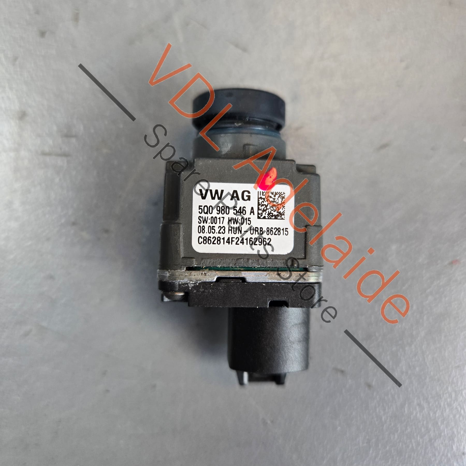 5Q0980546A    Audi Porsche VW Parking Camera 5Q0980546A As-New Suit front side or rear
