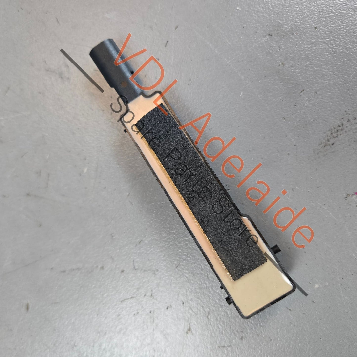 8W0927753    Audi A4 A5 Q5 Door Handle Sensor for Keyless Entry Left 8W0927753