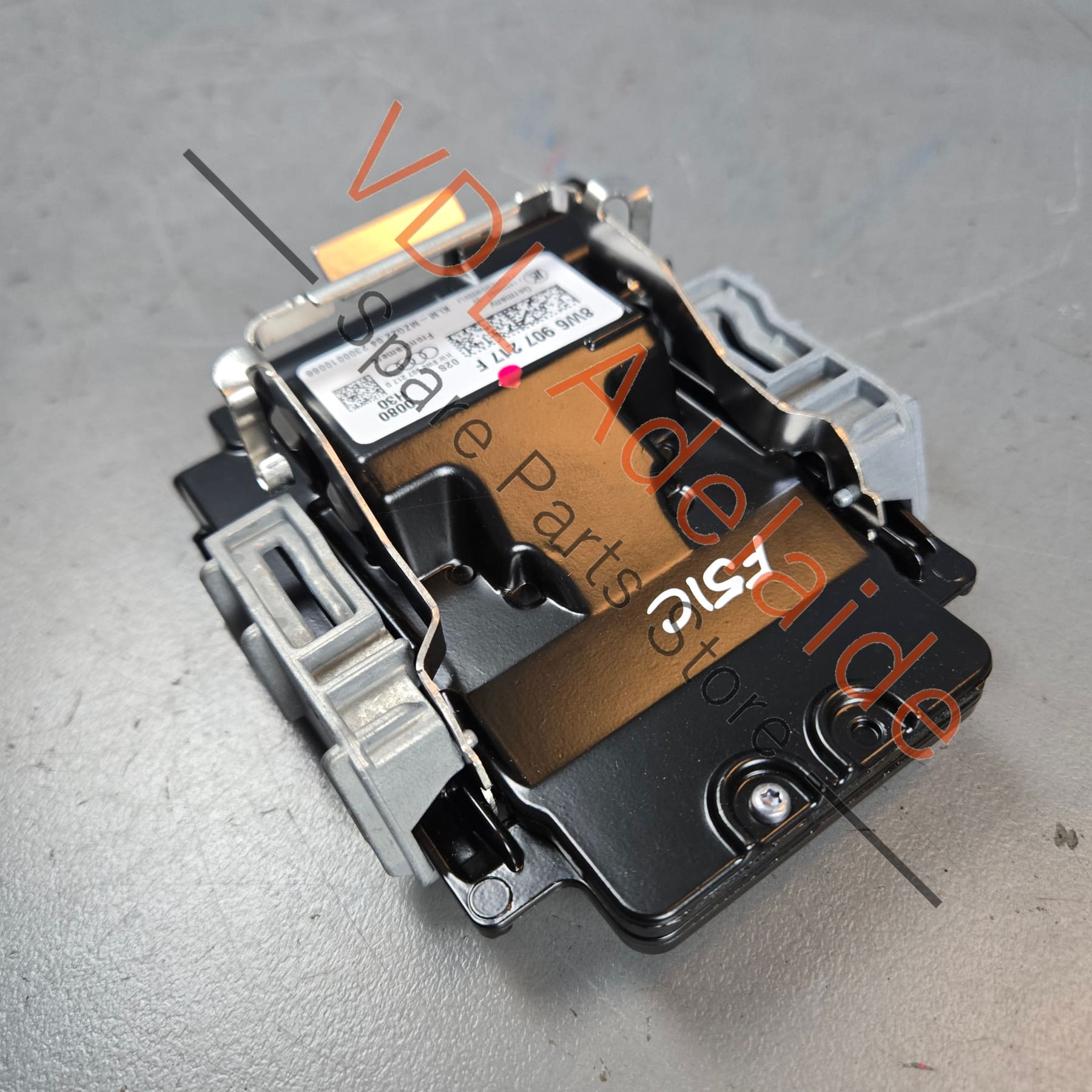 8W6907217F    Audi A4 A5 B9 F5 Front Windscreen Camera for Driver Assistance 8W6907217F
