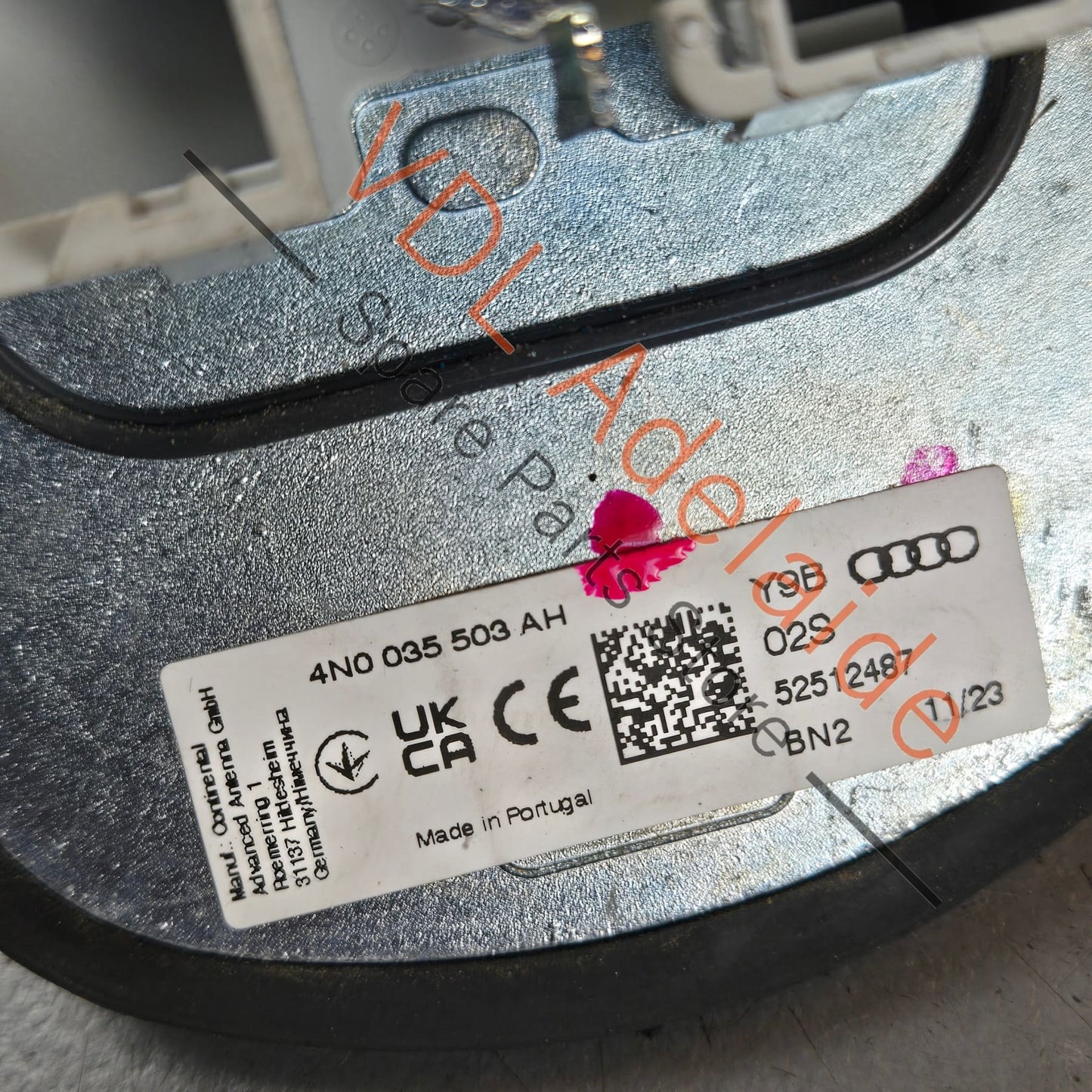 4M0035503N 4M0035503AH   Audi A5 S5 RS5 Roof Combination Antenna Aerial Shark Fin 4M0035503N 4M0035503AH
