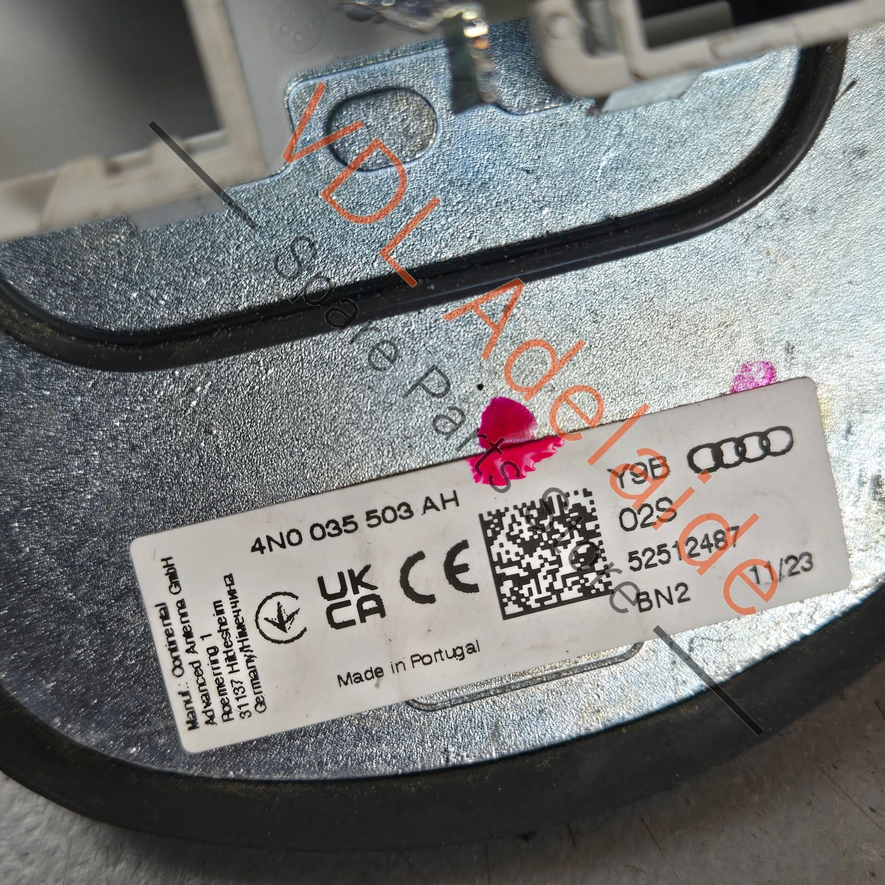 4M0035503N 4M0035503AH   Audi A5 S5 RS5 Roof Combination Antenna Aerial Shark Fin 4M0035503N 4M0035503AH
