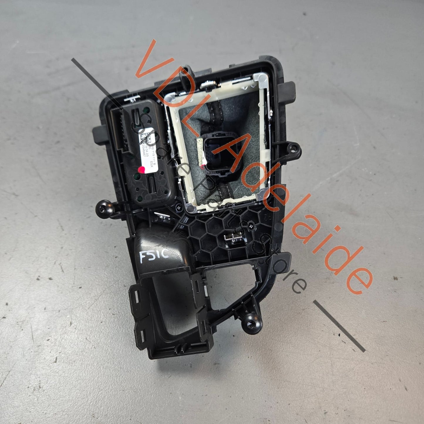 4M2713139G59V 8W2713041P   Audi S4 S5 Sport Gear Shifter Lever Handle 8W2713041P 4M2713139G 59V
