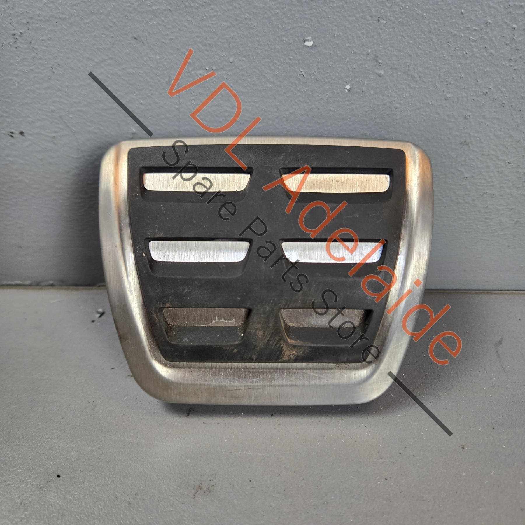 8W2723173    Audi Sport Brake Pedal Cover Rubber 8W2723173 Under 4500km