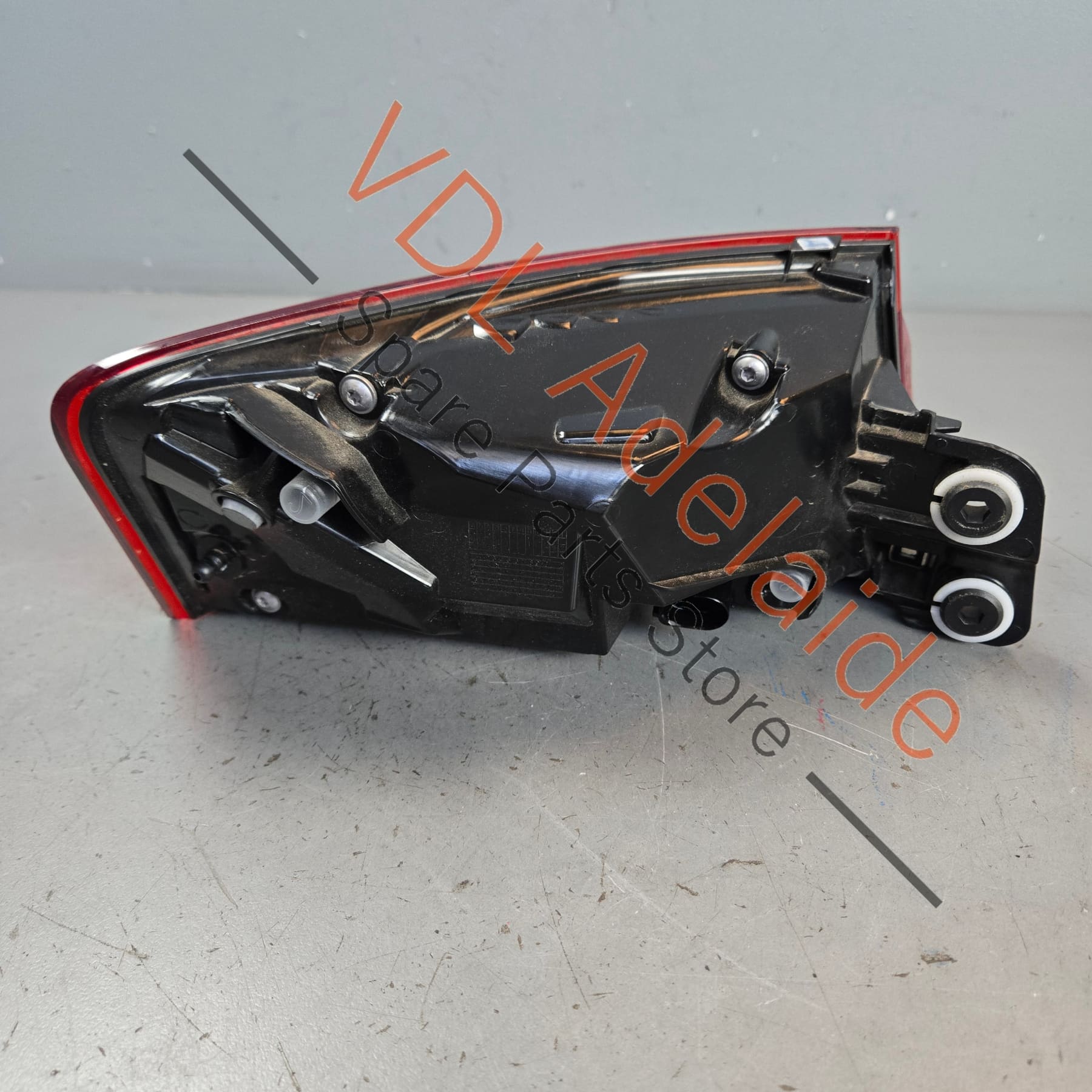 8W6945092AA    Audi A5 S5 B9 F5 Rear Right LED Matrix Tail Light Outer 8W6945092AA